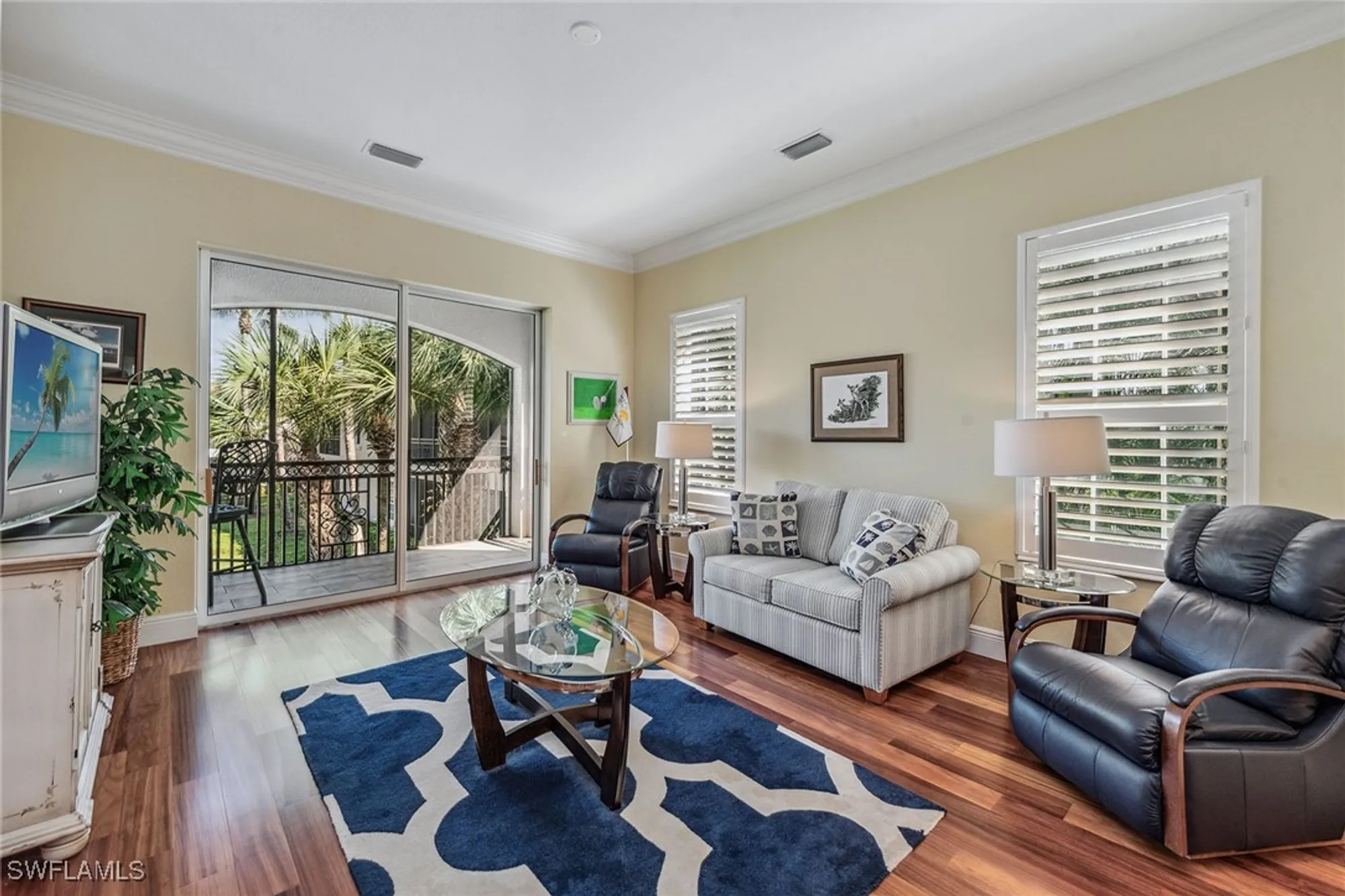Property Slideshow image 12 of 50 | 3189 aviamar cir 202, Naples, FL, 34114