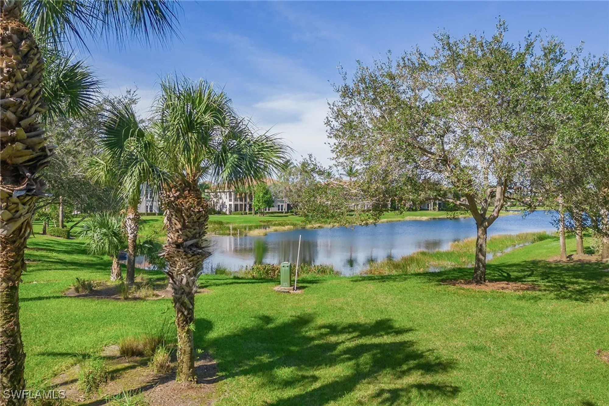 Property Slideshow image 26 of 50 | 3189 aviamar cir 202, Naples, FL, 34114
