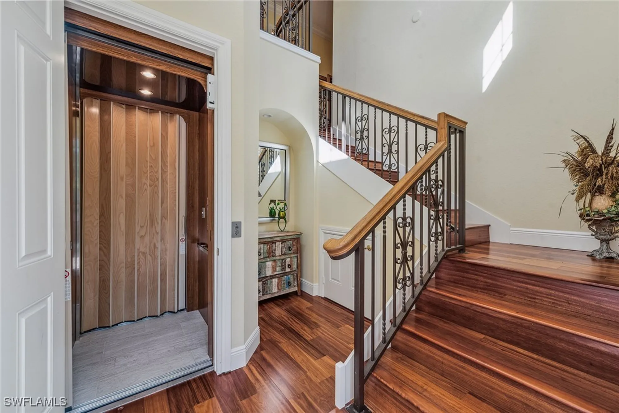 Property Slideshow image 21 of 50 | 3189 aviamar cir 202, Naples, FL, 34114