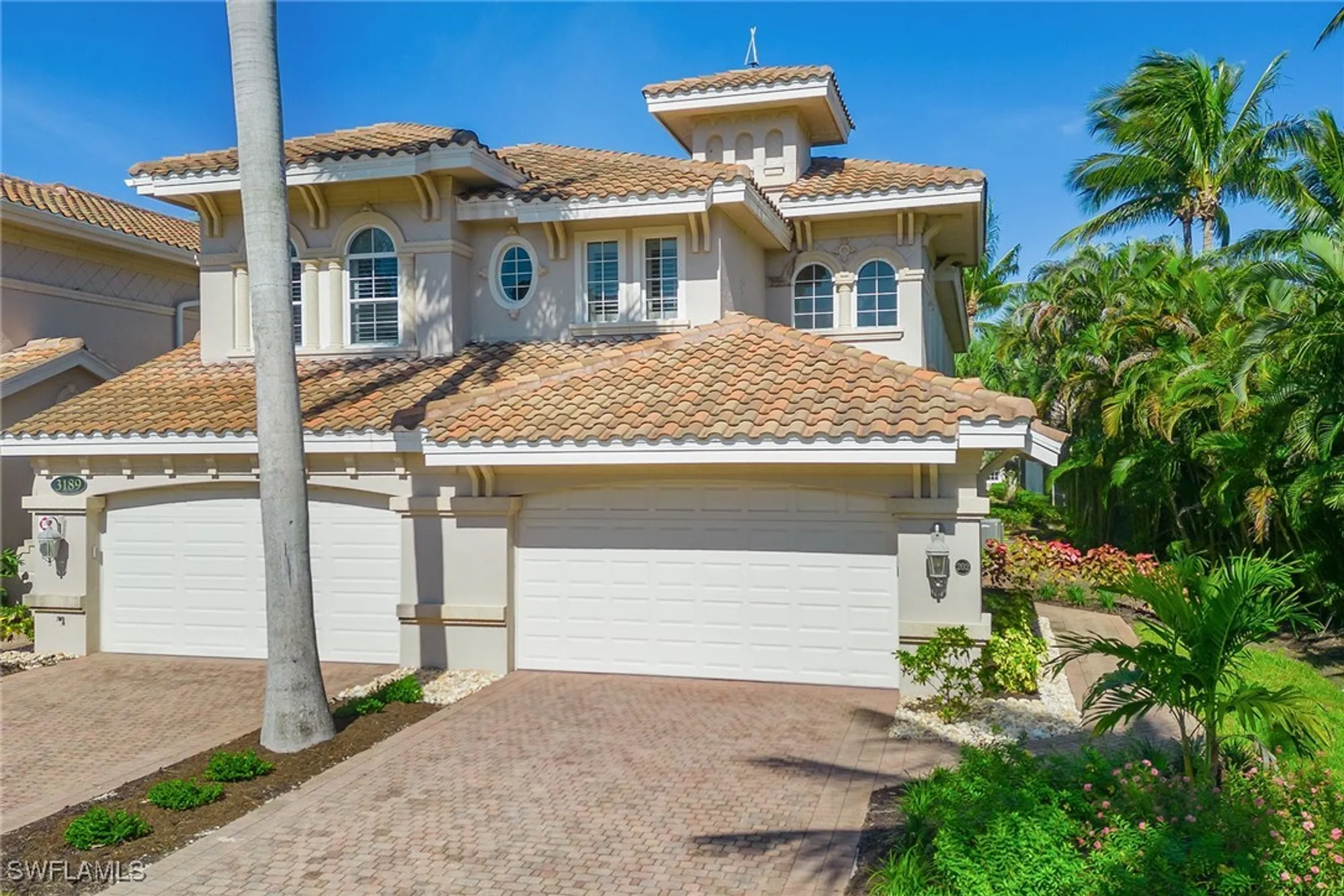 Property Slideshow image 35 of 50 | 3189 aviamar cir 202, Naples, FL, 34114