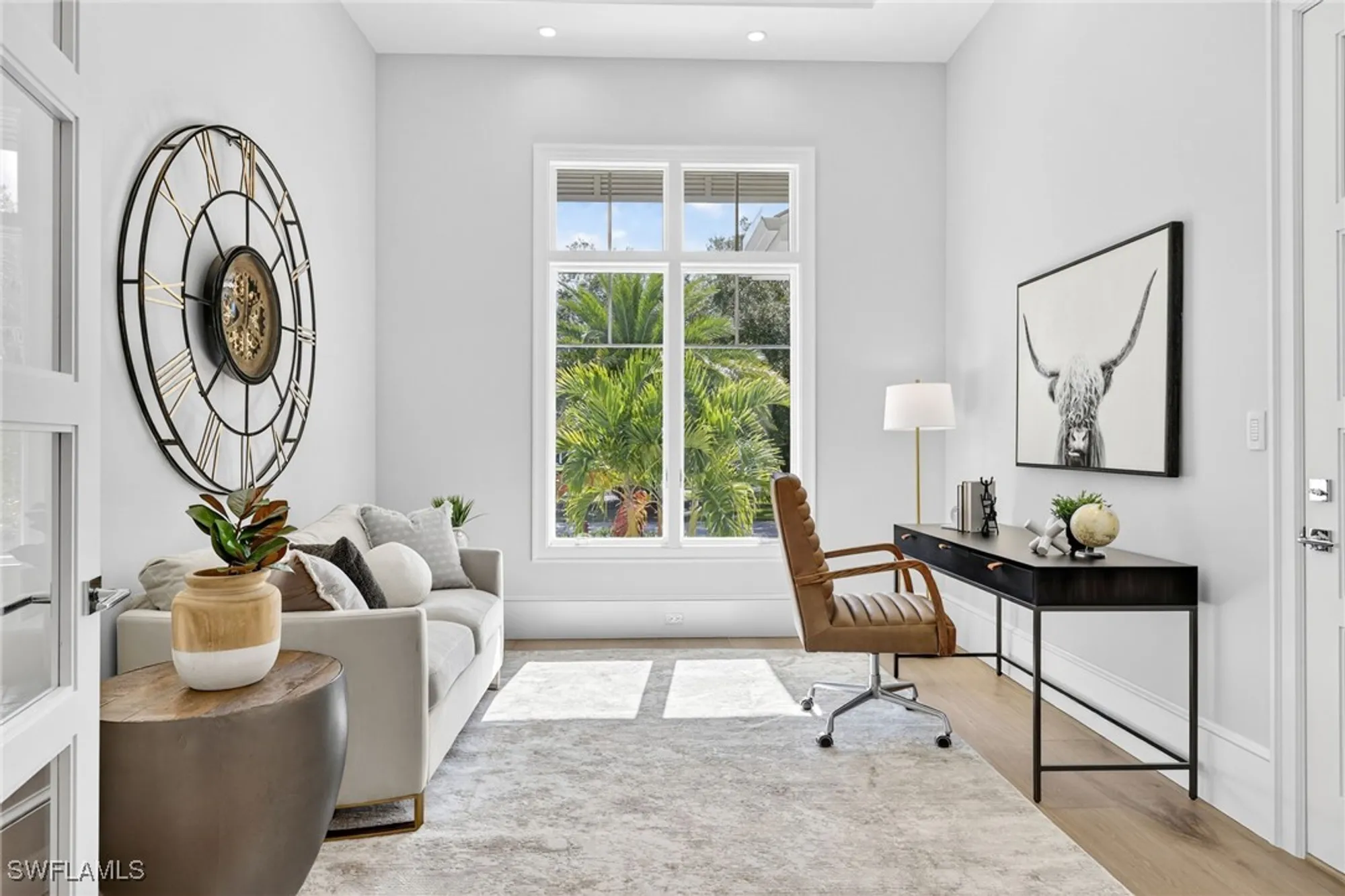 Property Slideshow image 17 of 37 | 375 bow line dr, Naples, FL, 34103