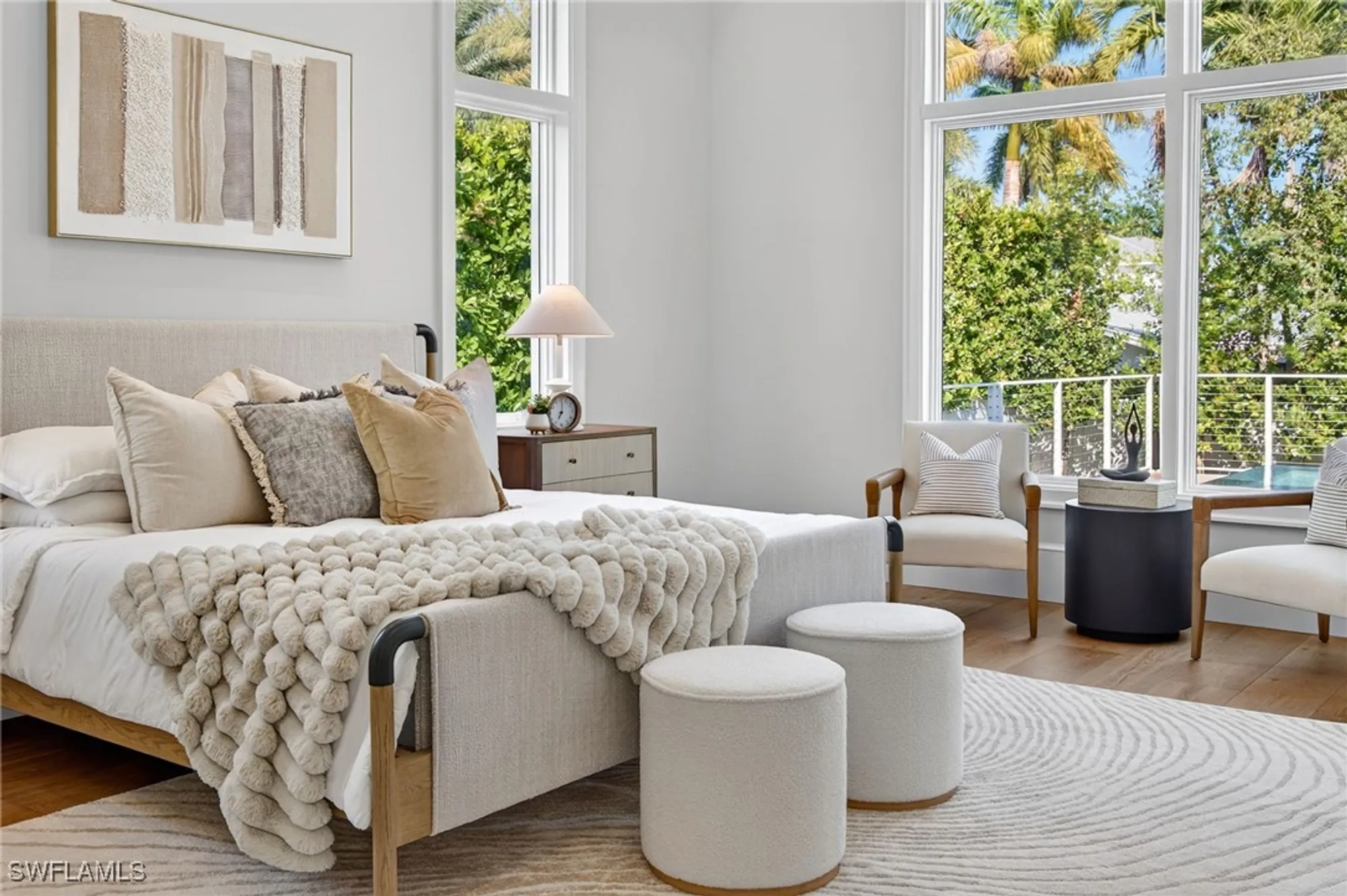 Property Slideshow image 21 of 37 | 375 bow line dr, Naples, FL, 34103