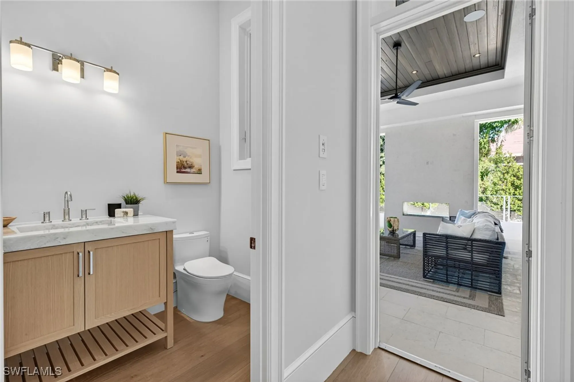 Property Slideshow image 33 of 37 | 375 bow line dr, Naples, FL, 34103