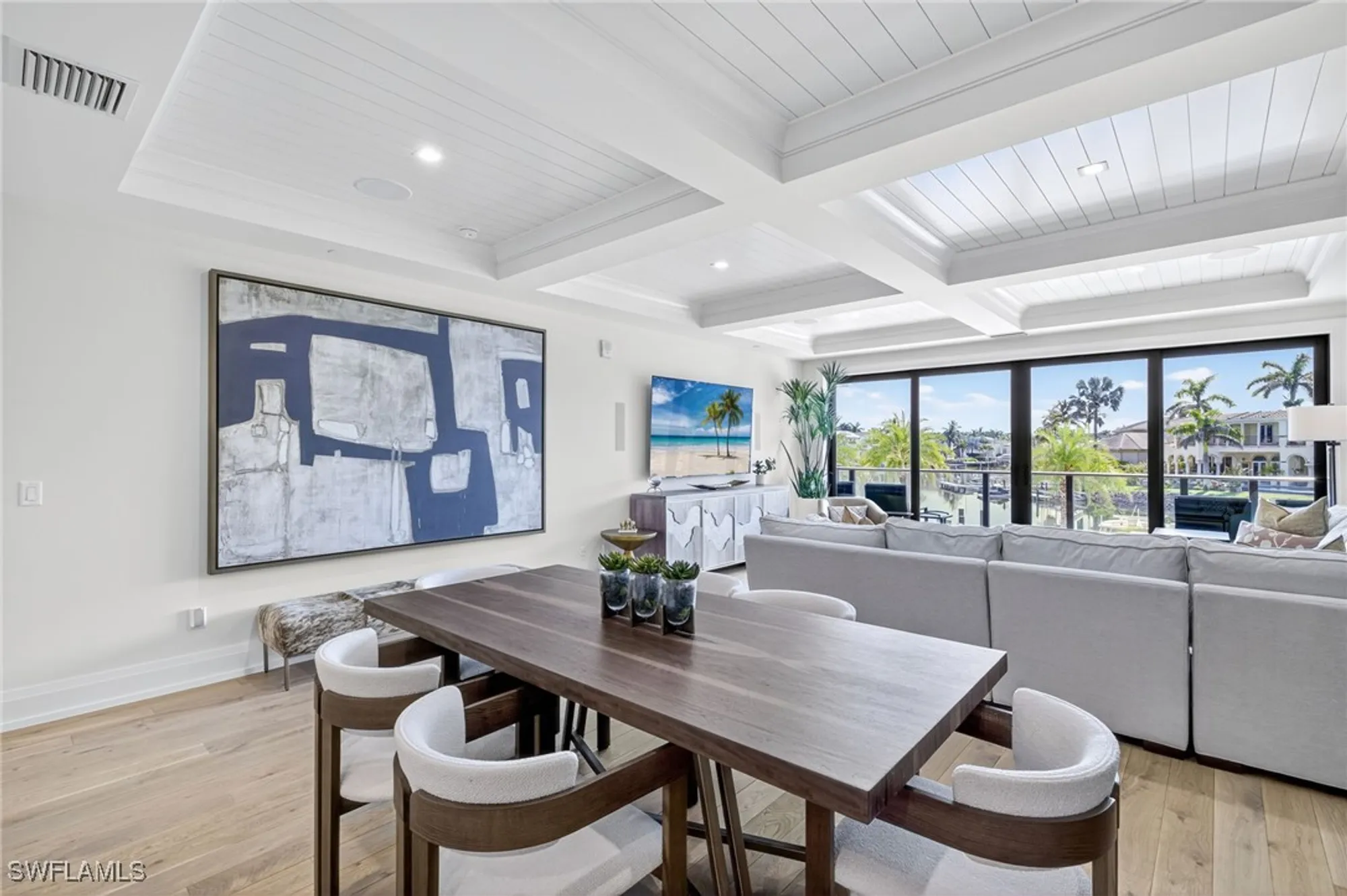 Property Slideshow image 15 of 46 | 1820 gulf shore blvd n unit 202, Naples, FL, 34102