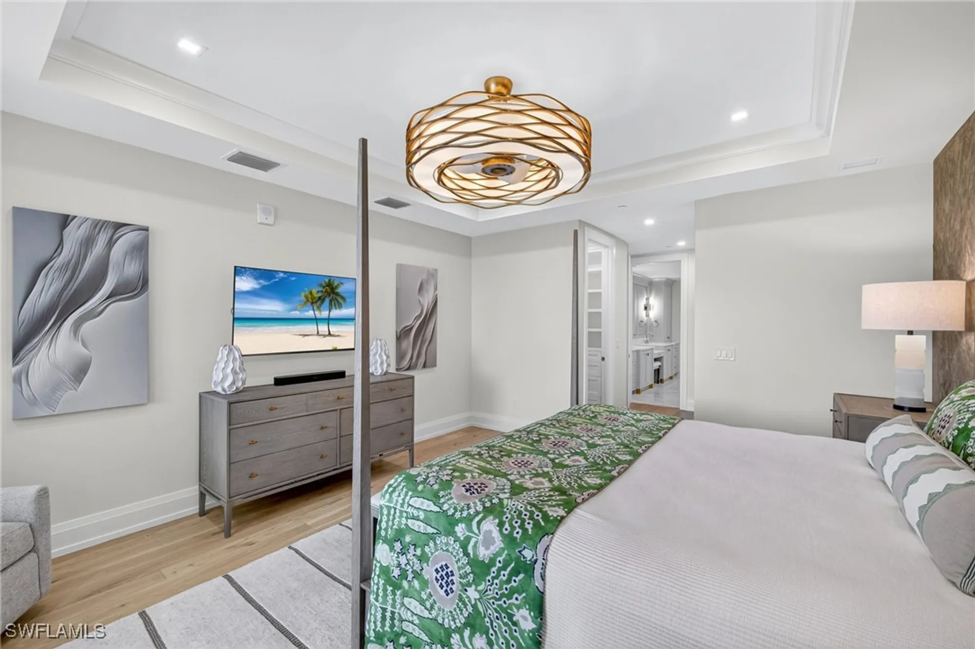 Property Slideshow image 18 of 46 | 1820 gulf shore blvd n unit 202, Naples, FL, 34102