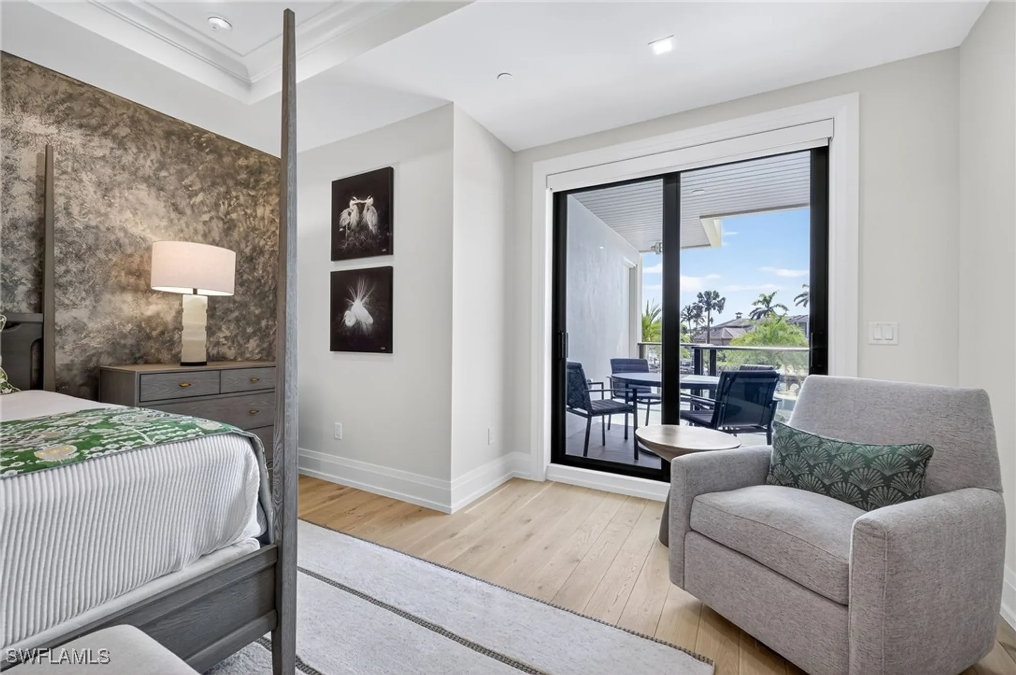 Property Slideshow image 19 of 46 | 1820 gulf shore blvd n unit 202, Naples, FL, 34102