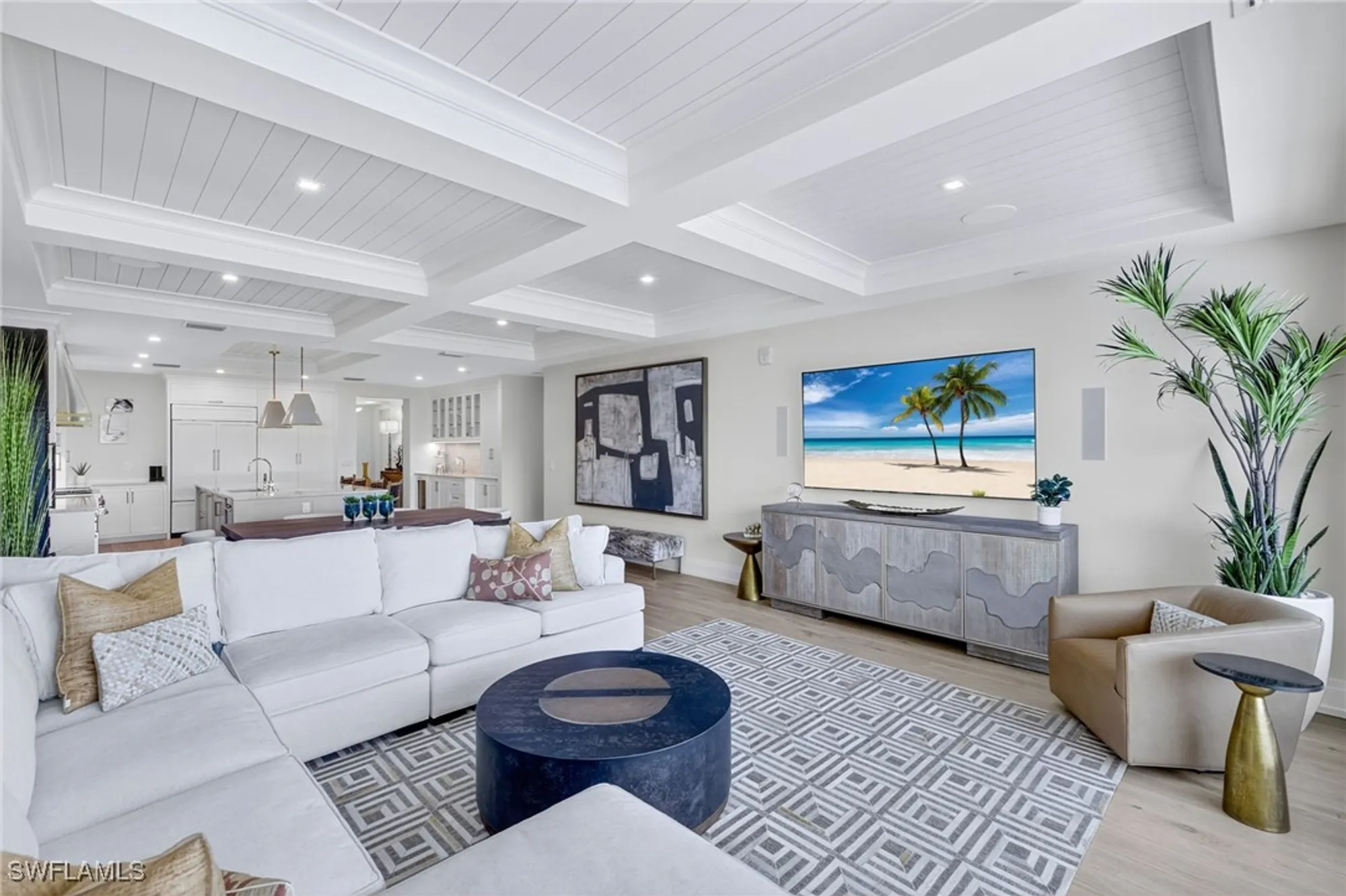 Property Slideshow image 13 of 46 | 1820 gulf shore blvd n unit 202, Naples, FL, 34102