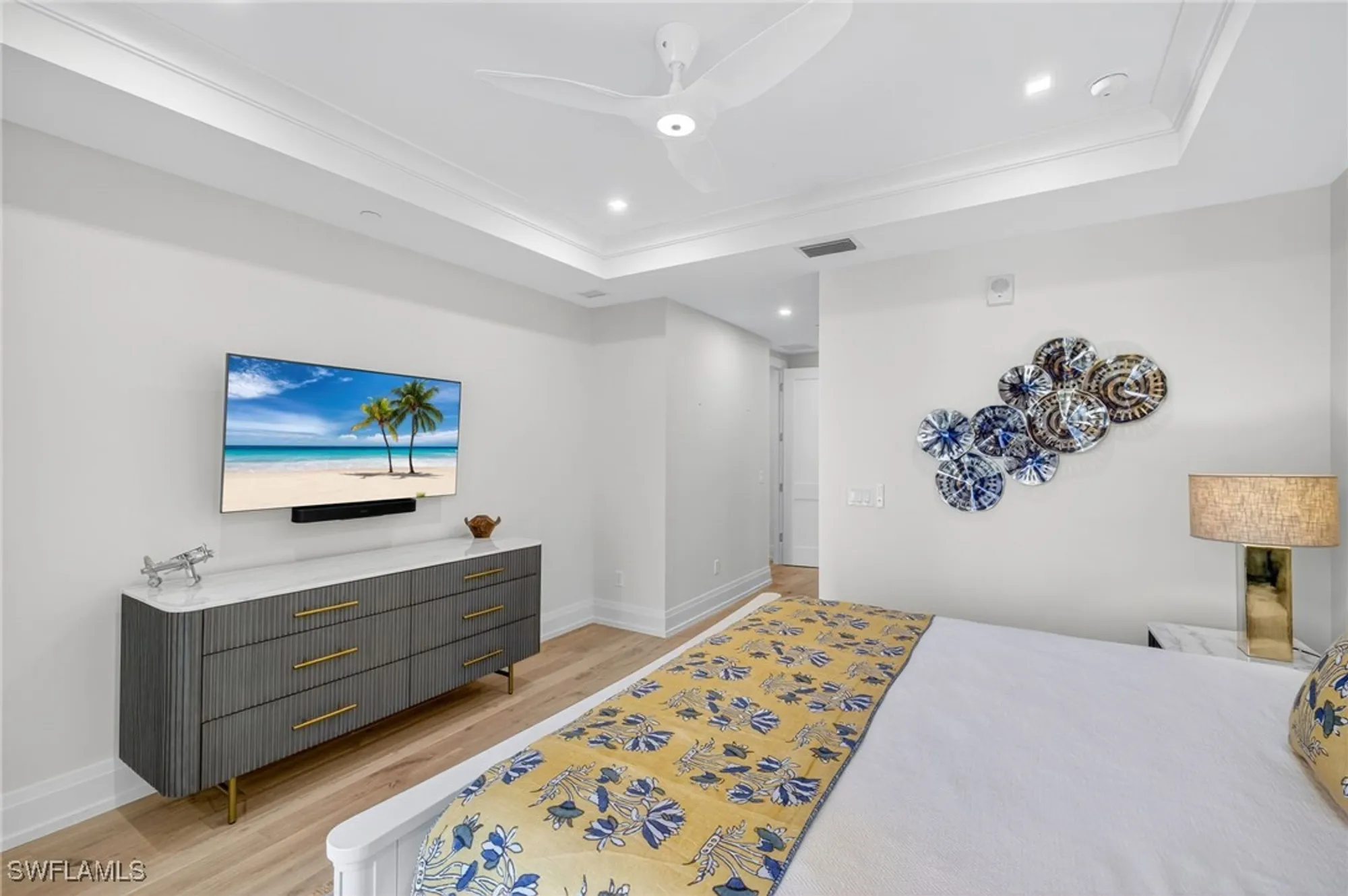 Property Slideshow image 26 of 46 | 1820 gulf shore blvd n unit 202, Naples, FL, 34102