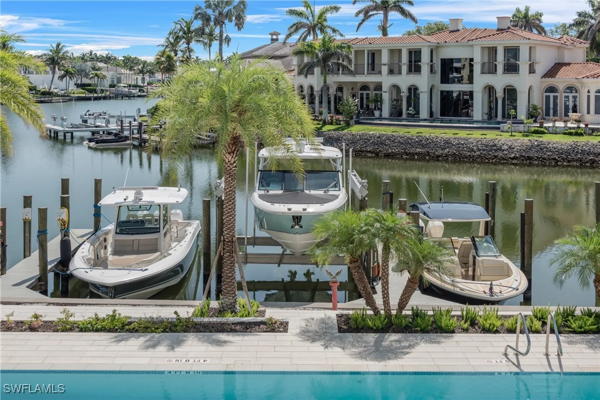 Property Slideshow image 39 of 46 | 1820 gulf shore blvd n unit 202, Naples, FL, 34102