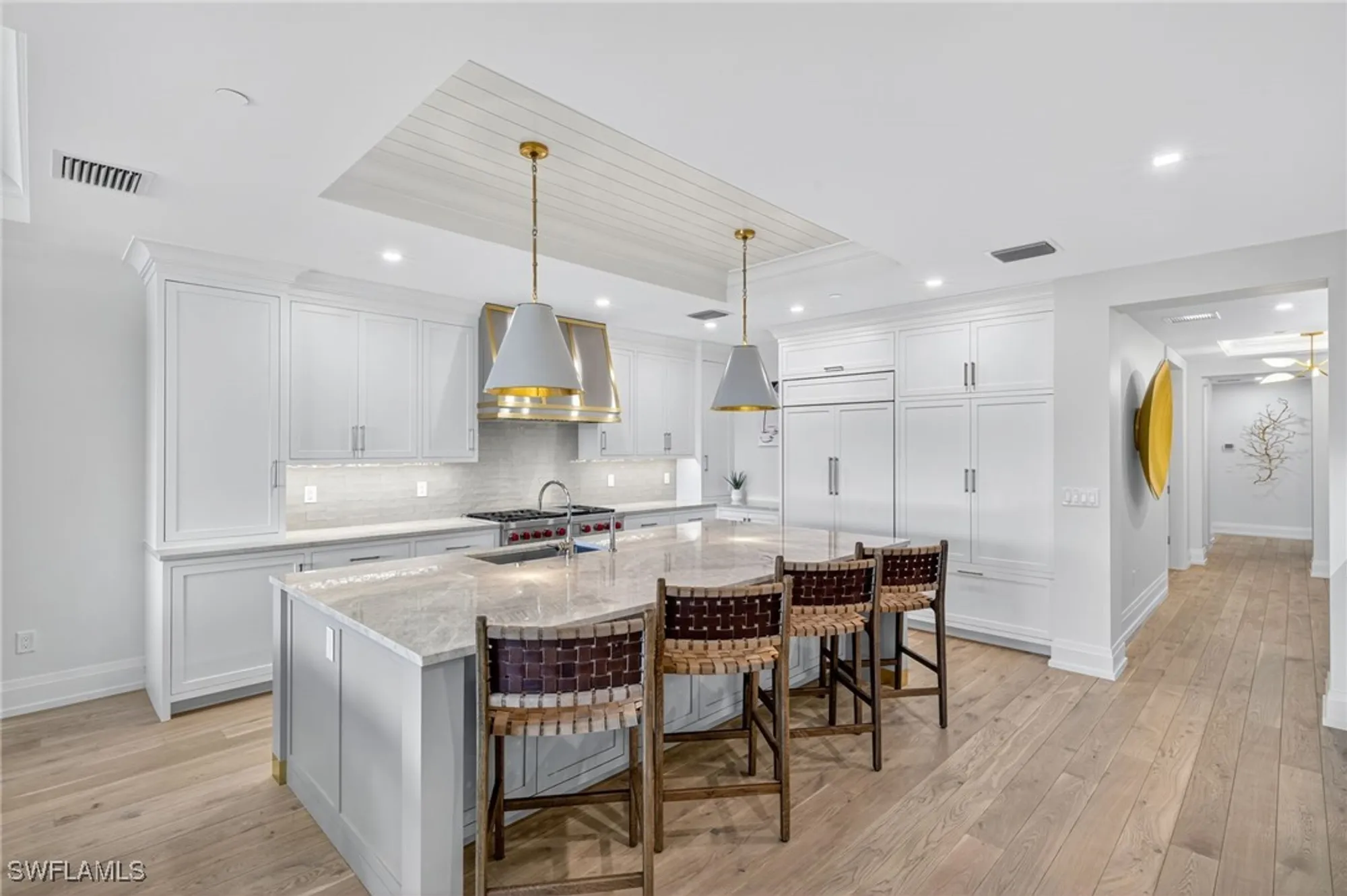 Property Slideshow image 8 of 46 | 1820 gulf shore blvd n unit 202, Naples, FL, 34102