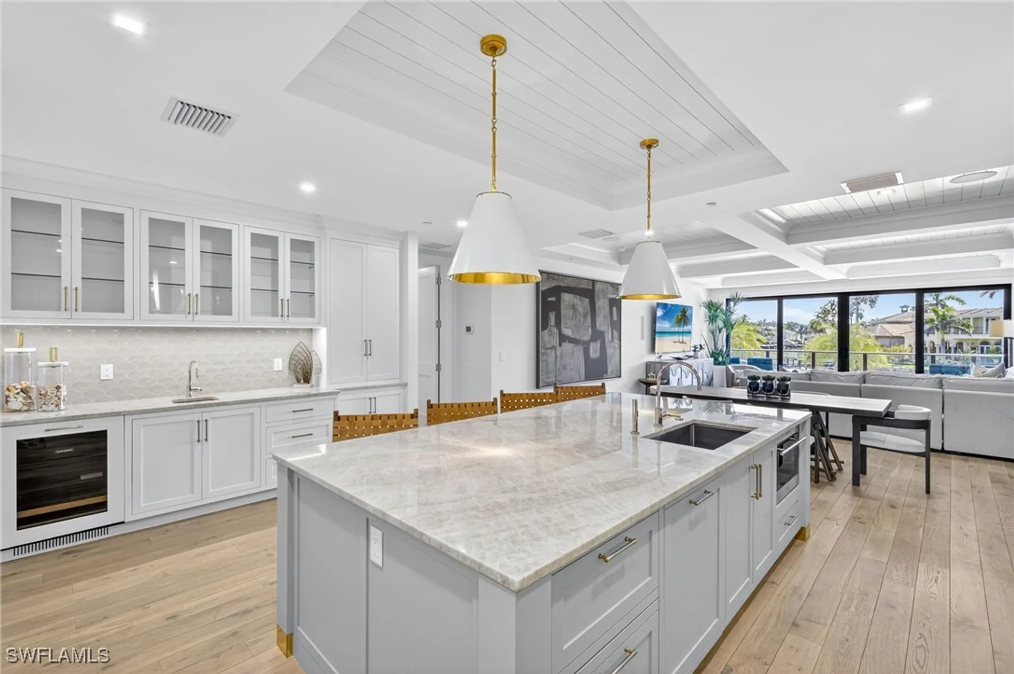 Property Slideshow image 9 of 46 | 1820 gulf shore blvd n unit 202, Naples, FL, 34102