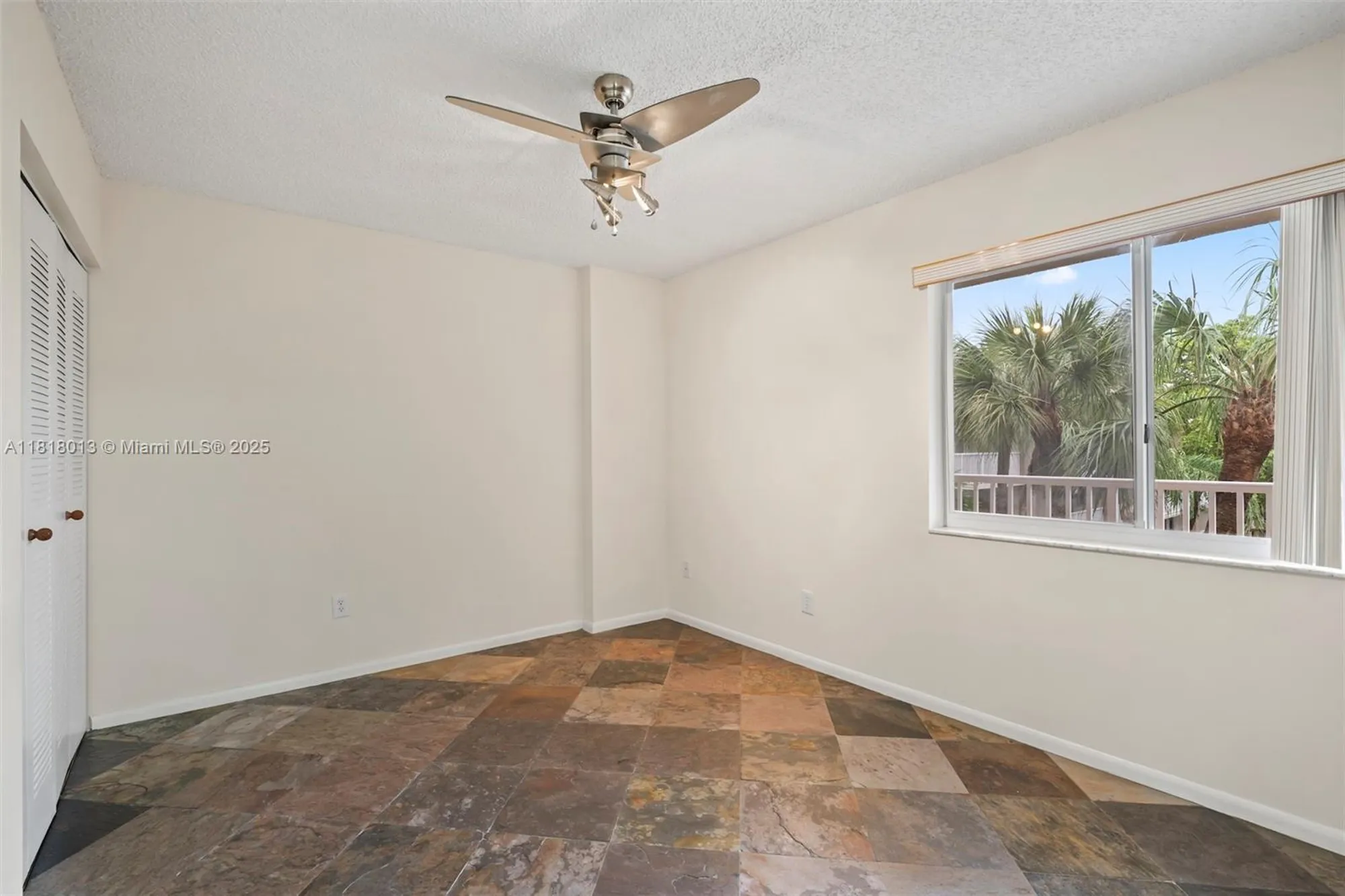 Property Slideshow image 27 of 39 | 9511 weldon cir g406, Tamarac, FL, 33321