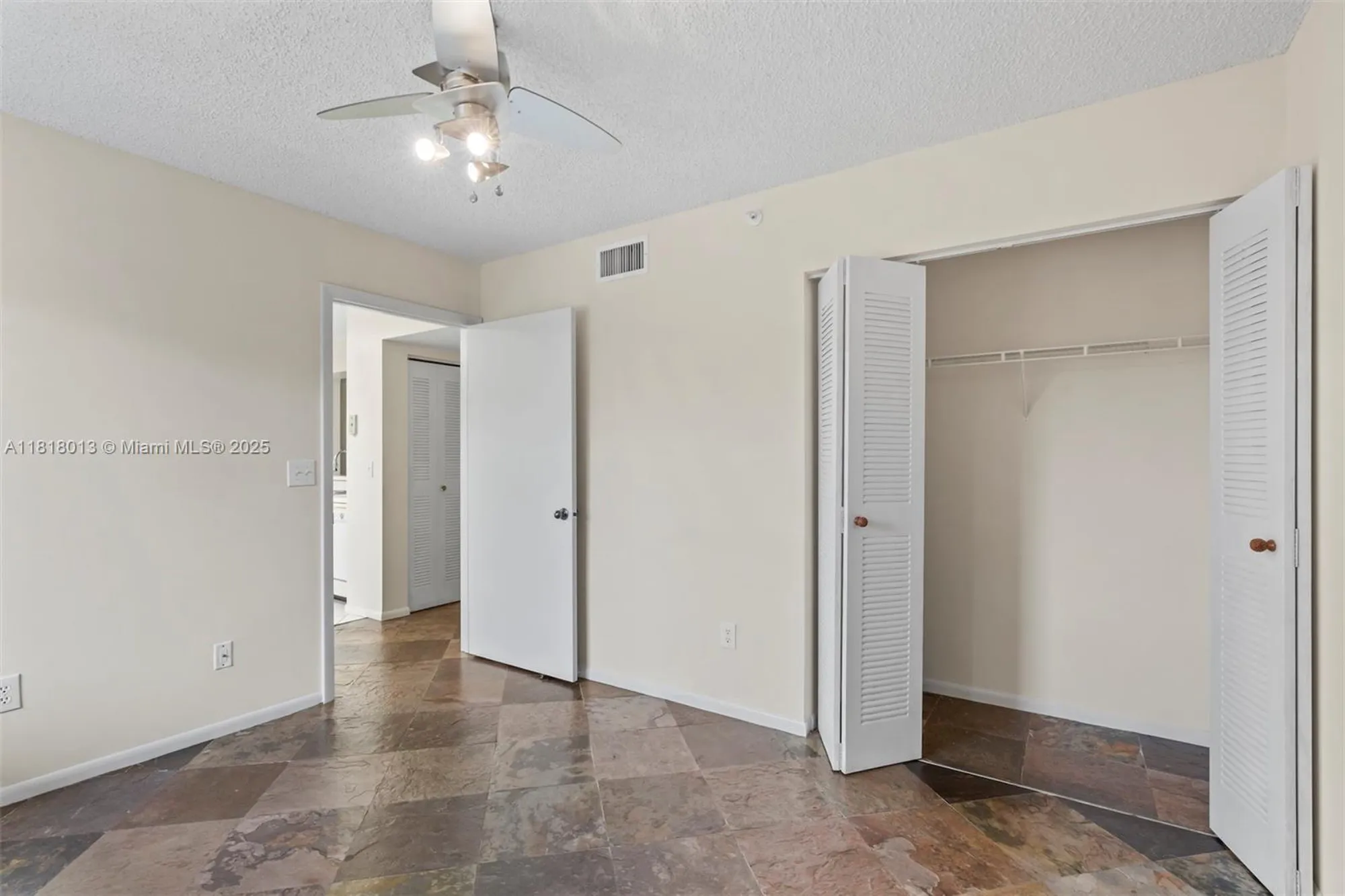 Property Slideshow image 28 of 39 | 9511 weldon cir g406, Tamarac, FL, 33321