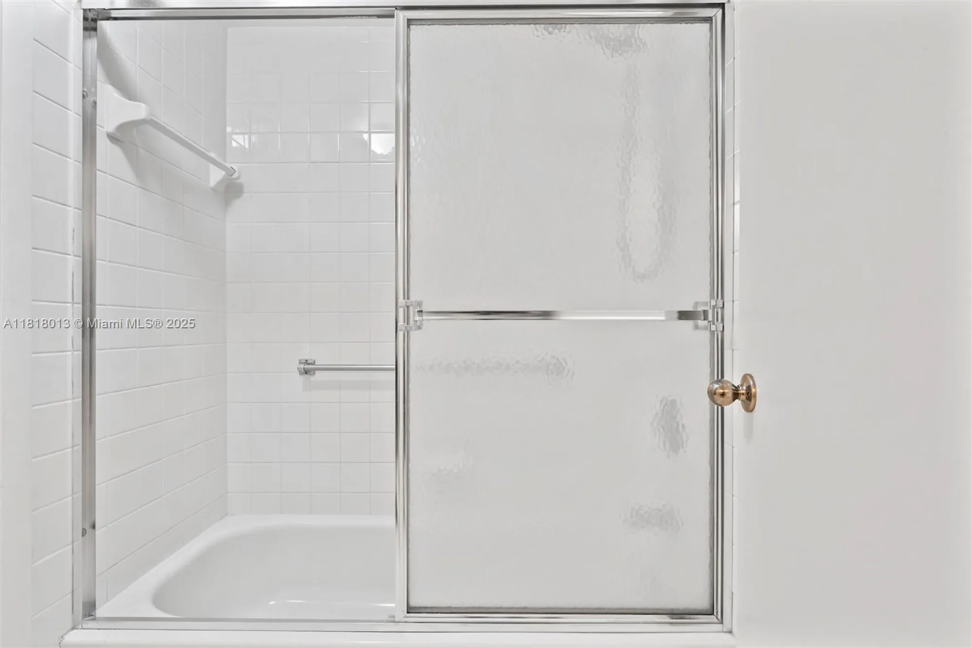 Property Slideshow image 23 of 39 | 9511 weldon cir g406, Tamarac, FL, 33321