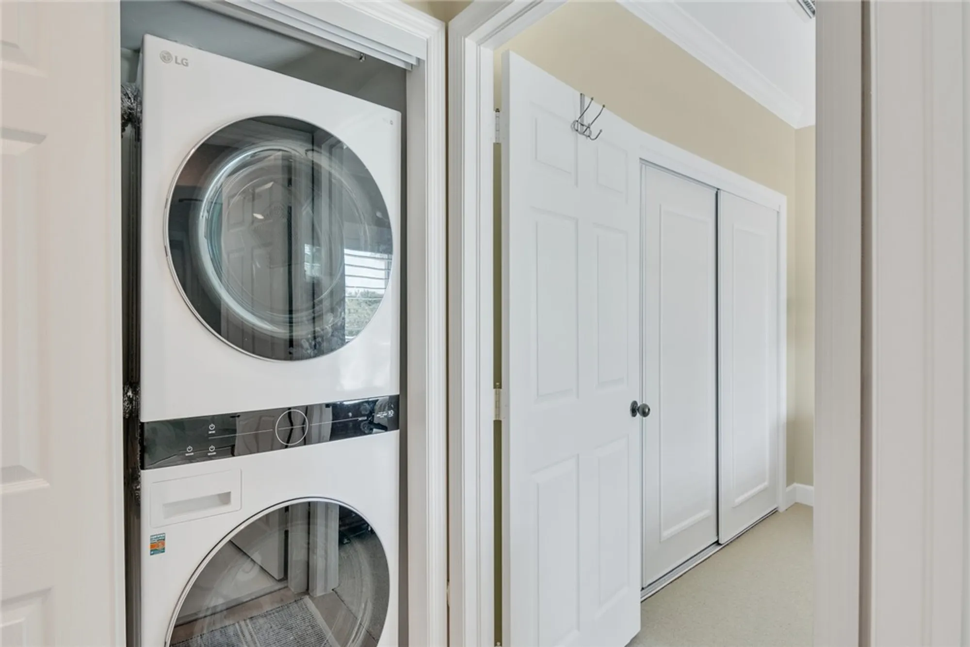 Property Slideshow image 23 of 36 | 5520 n harbor village dr apt 205, Vero Beach, FL, 32967