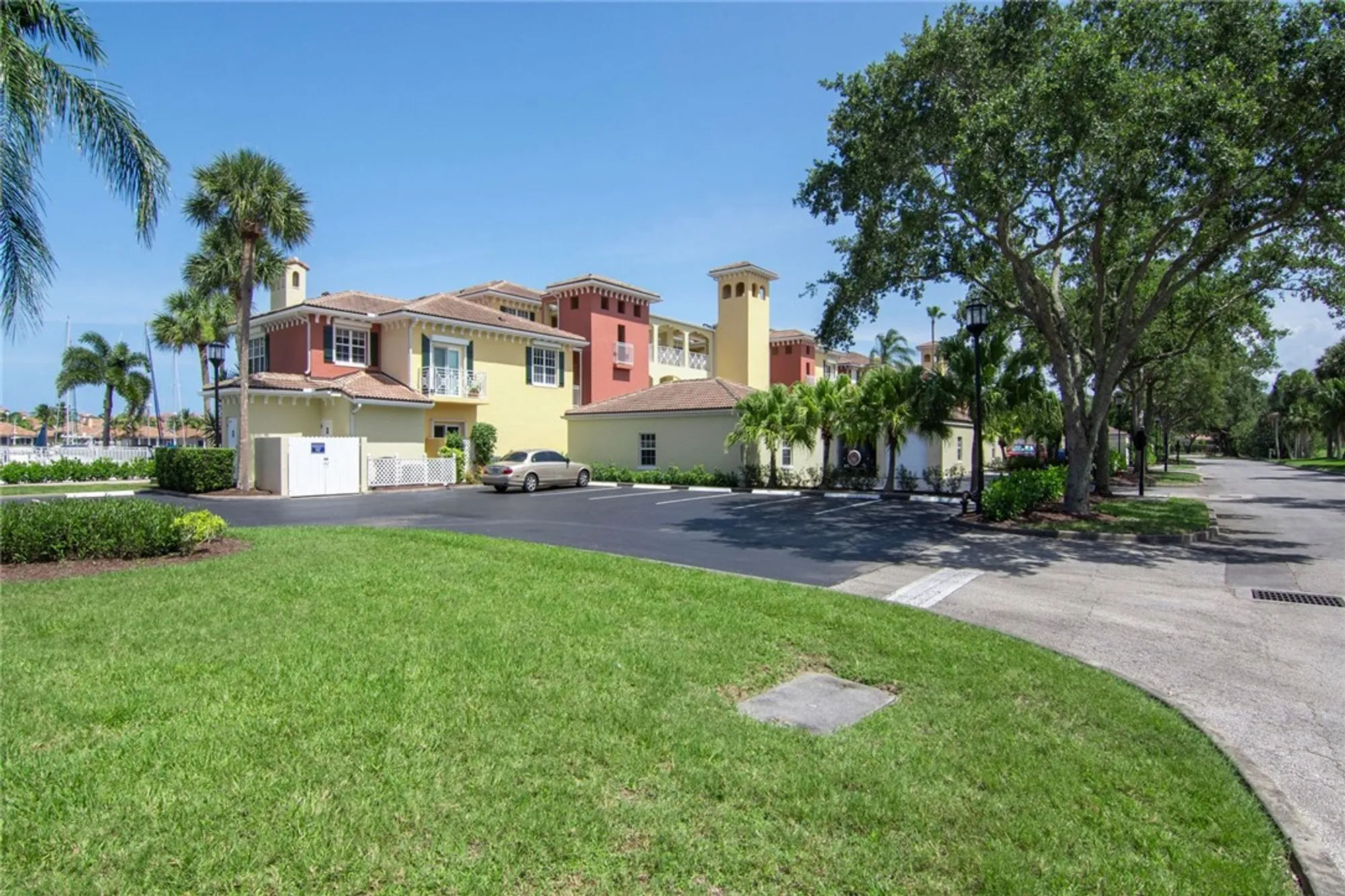 Property Slideshow image 31 of 36 | 5520 n harbor village dr apt 205, Vero Beach, FL, 32967