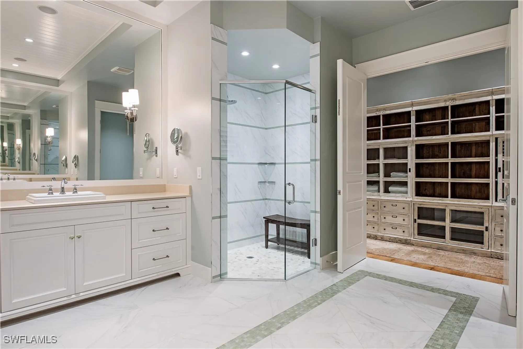 Property Slideshow image 17 of 45 | 670 mooring line dr, Naples, FL, 34102