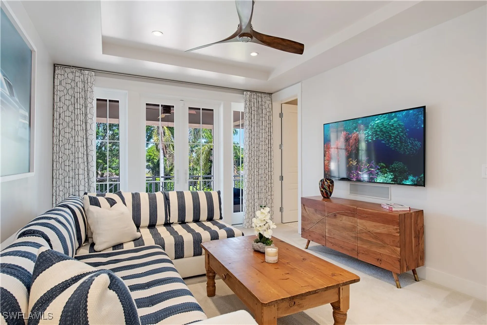 Property Slideshow image 28 of 45 | 670 mooring line dr, Naples, FL, 34102