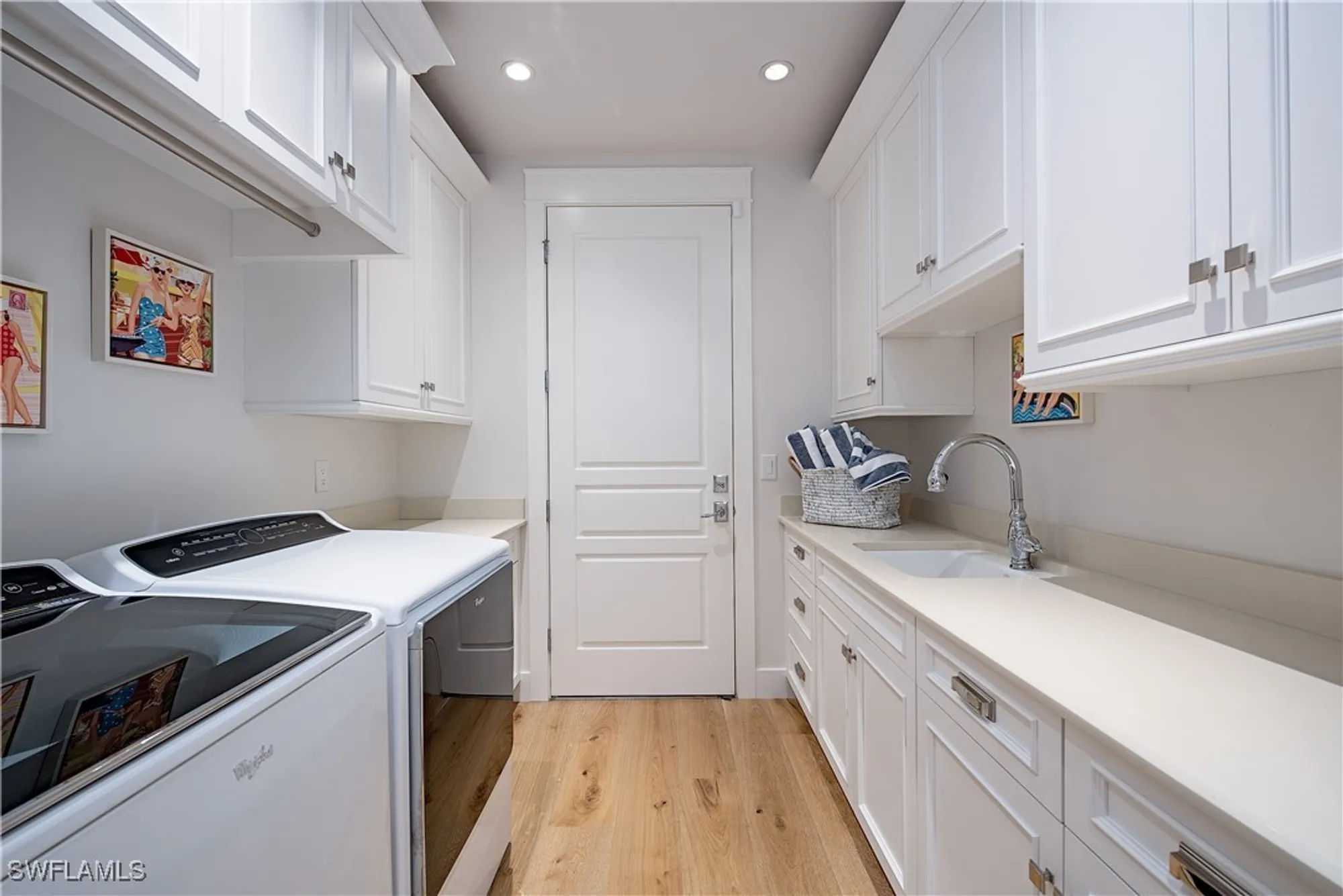 Property Slideshow image 20 of 45 | 670 mooring line dr, Naples, FL, 34102