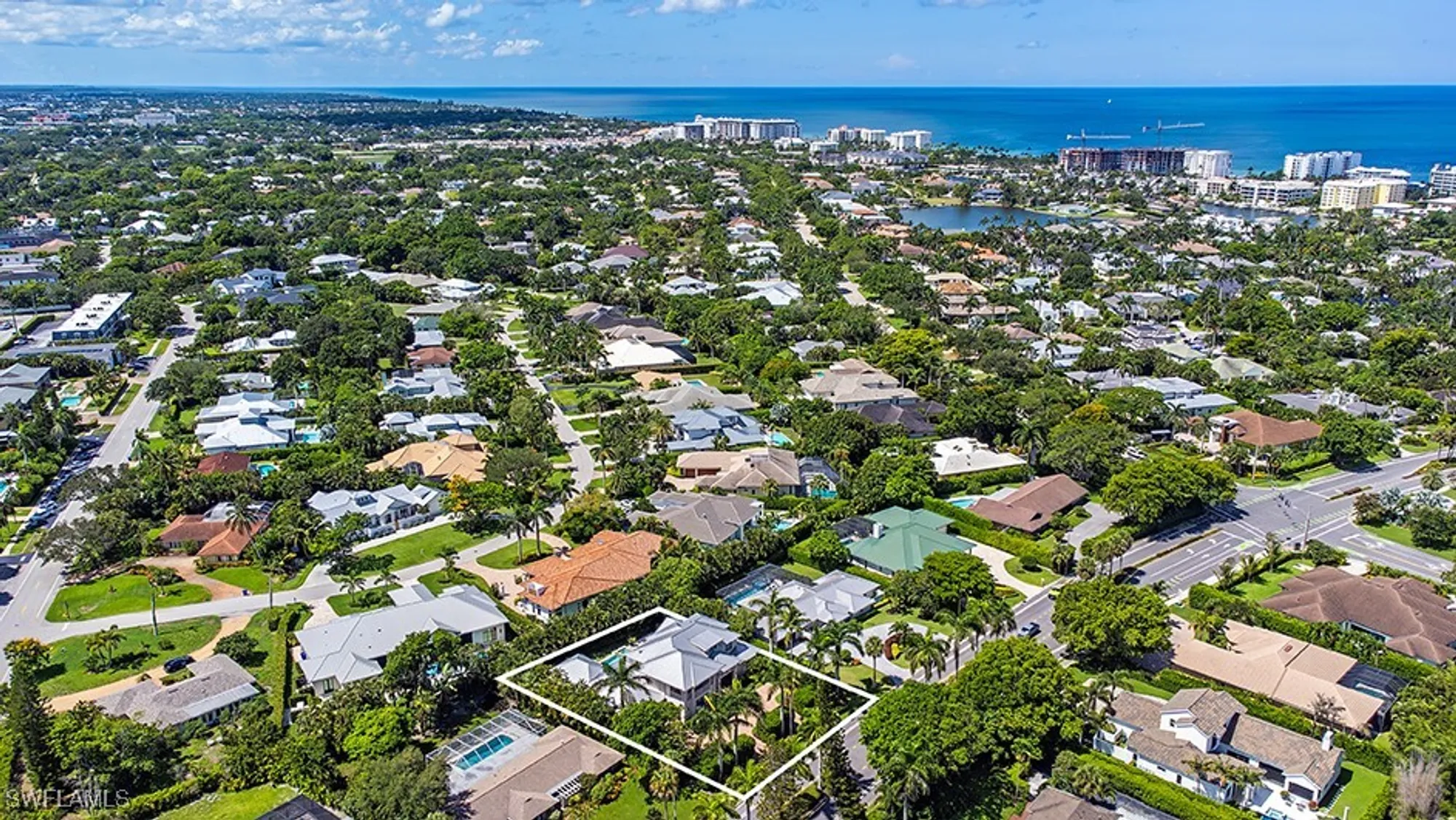 Property Slideshow image 35 of 45 | 670 mooring line dr, Naples, FL, 34102