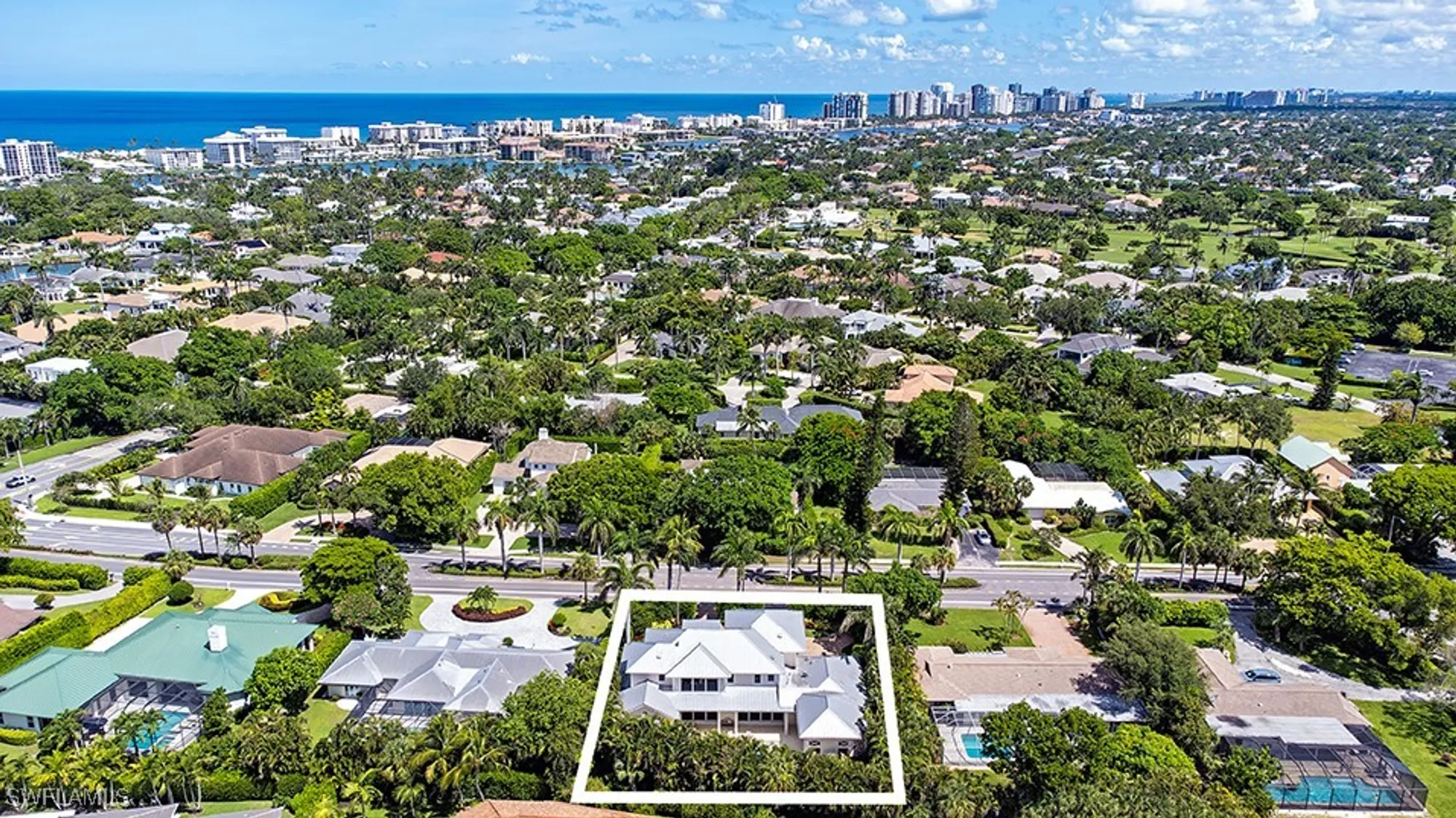 Property Slideshow image 37 of 45 | 670 mooring line dr, Naples, FL, 34102