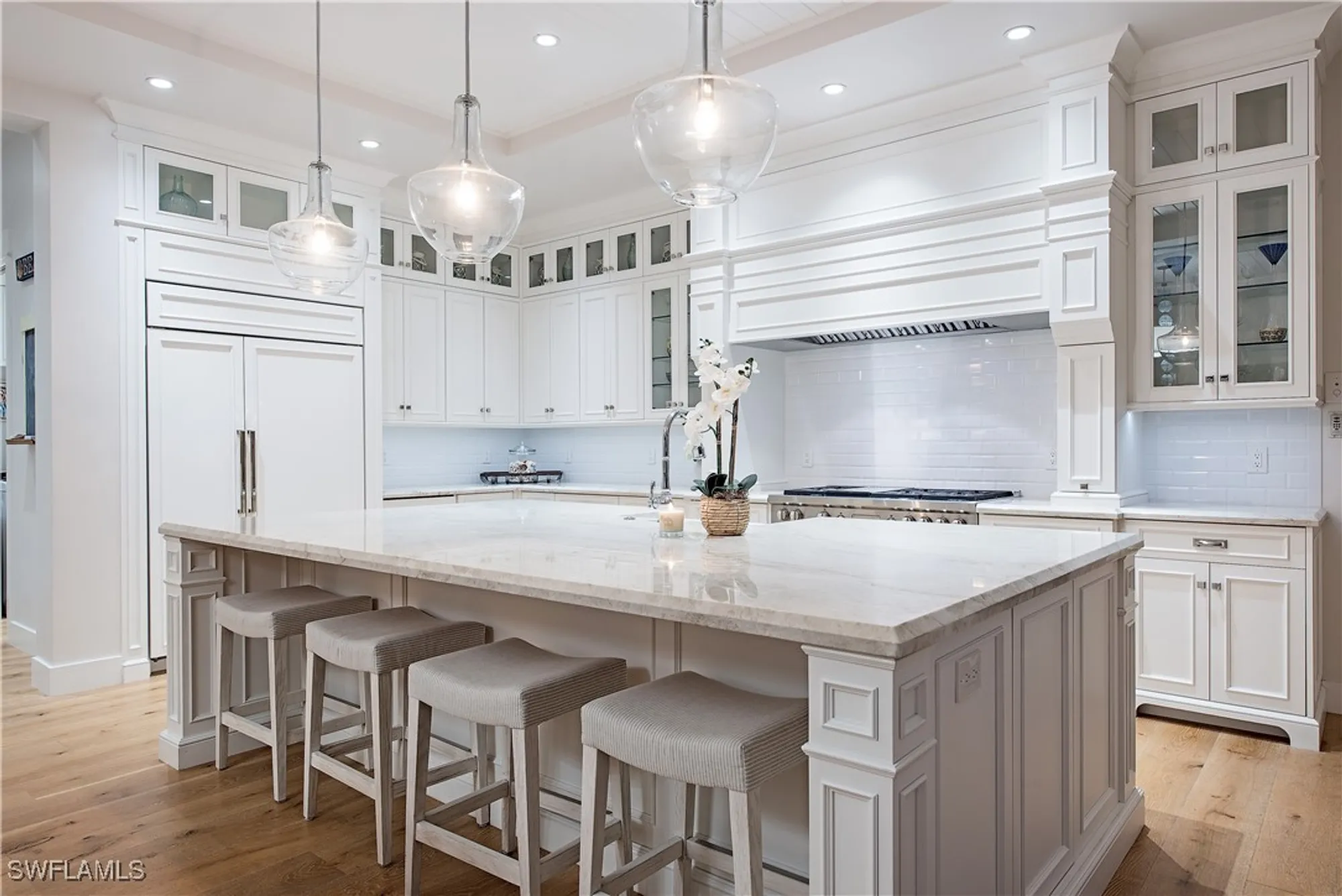 Property Slideshow image 4 of 45 | 670 mooring line dr, Naples, FL, 34102