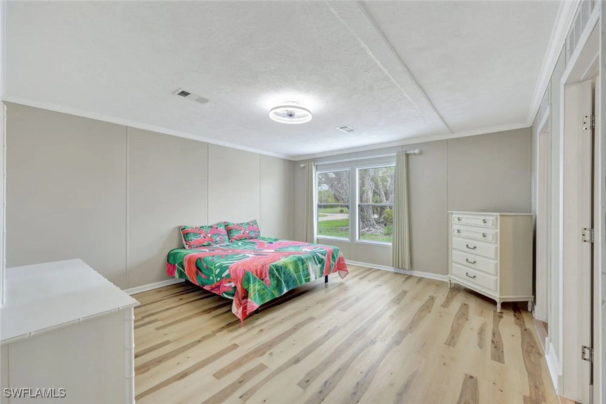 Property Slideshow image 18 of 31 | 524 menton ln, Naples, FL, 34112