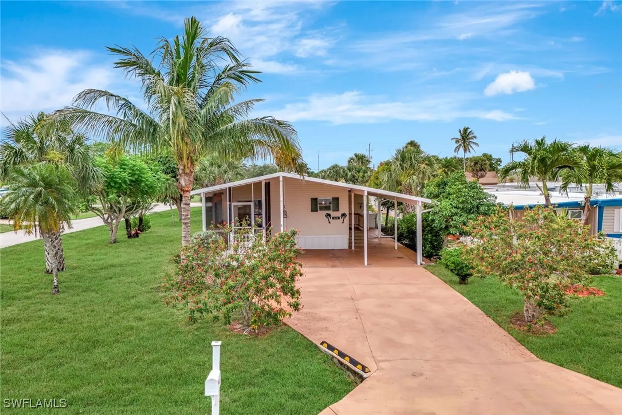 Property Slideshow image 1 of 31 | 524 menton ln, Naples, FL, 34112