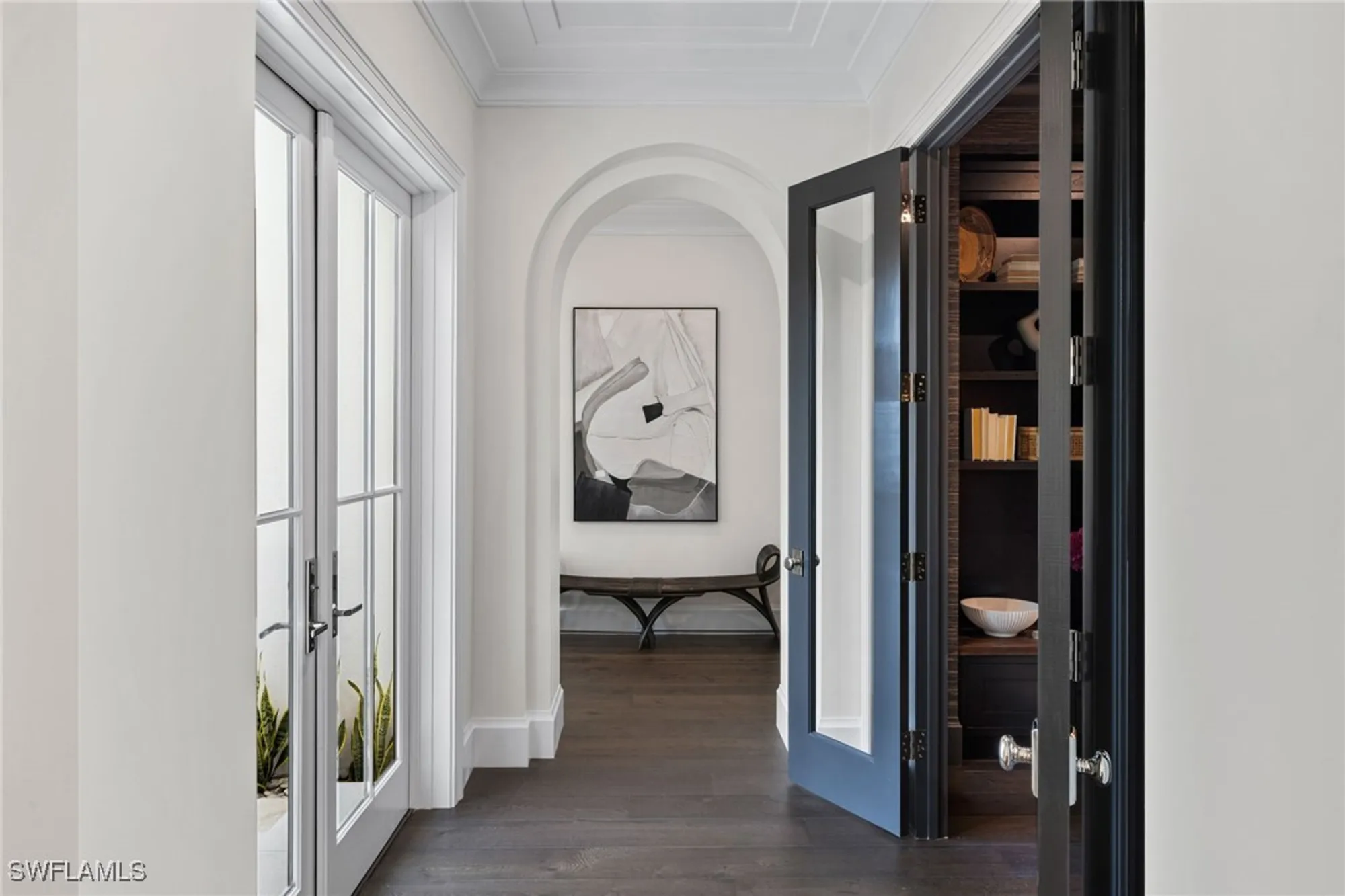 Property Slideshow image 17 of 48 | 330 hawser ln, Naples, FL, 34102