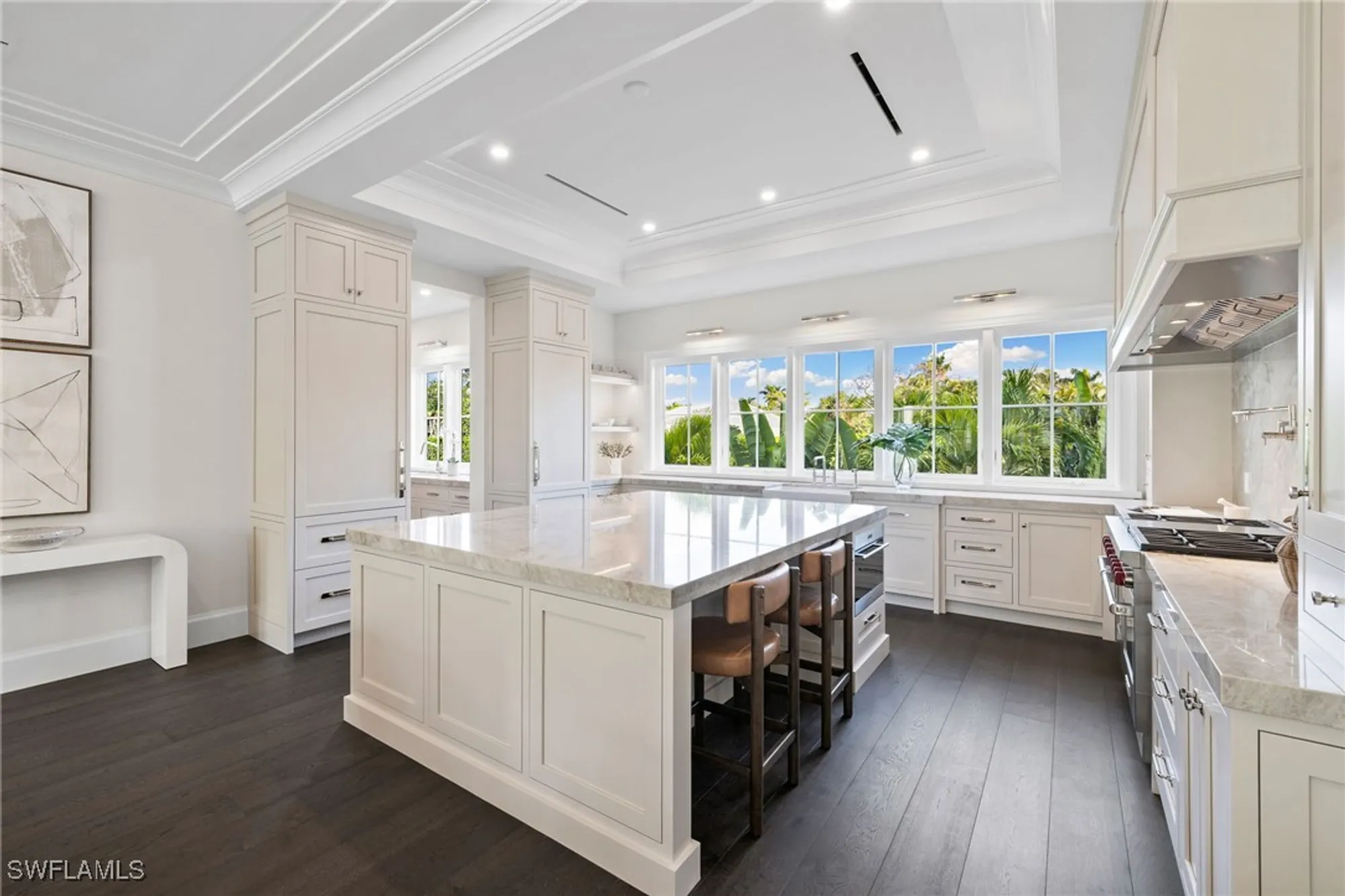Property Slideshow image 13 of 48 | 330 hawser ln, Naples, FL, 34102