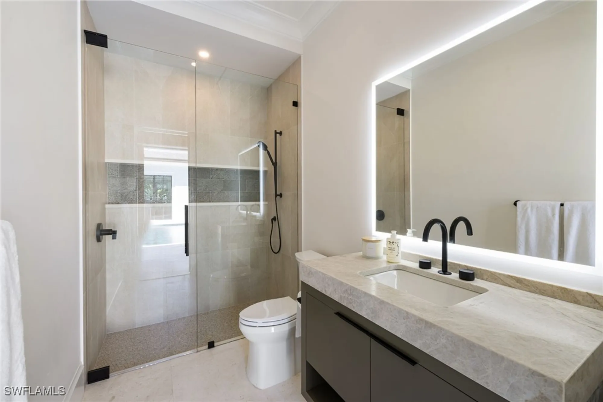 Property Slideshow image 35 of 48 | 330 hawser ln, Naples, FL, 34102