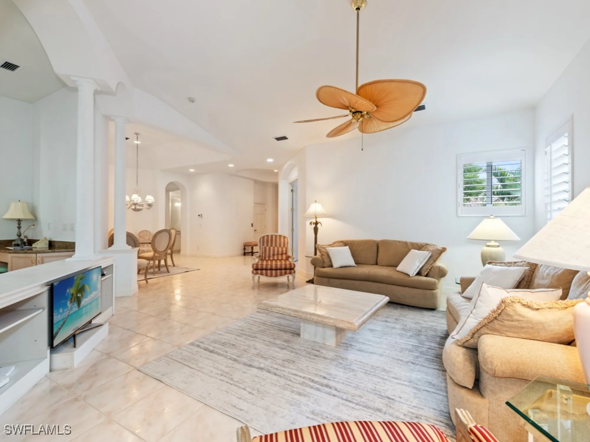 Property Slideshow image 6 of 28 | 600 via mezner 1502, Naples, FL, 34108