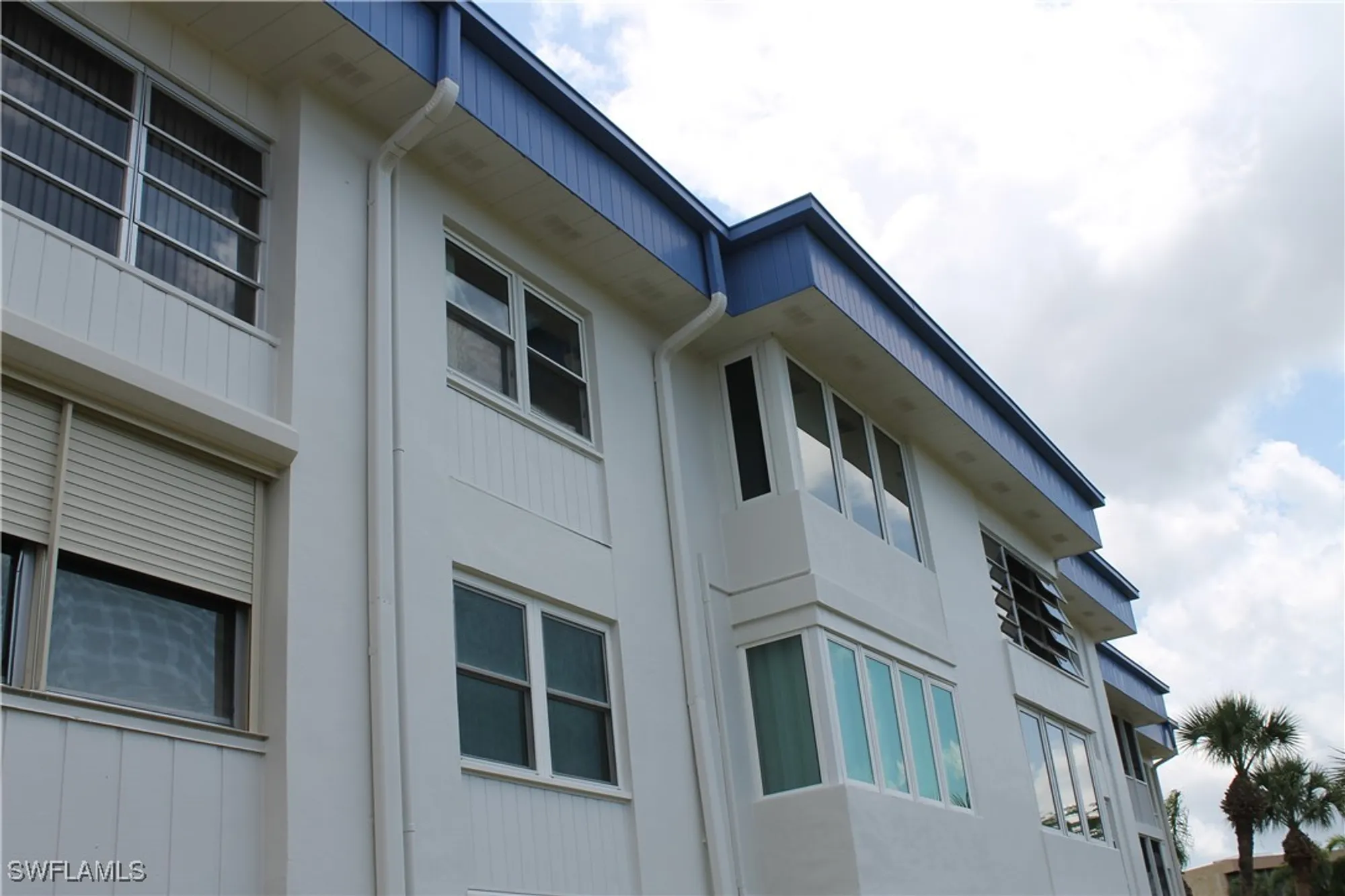 Property Slideshow image 12 of 50 | 1828 pine valley dr 310, Fort Myers, FL, 33907