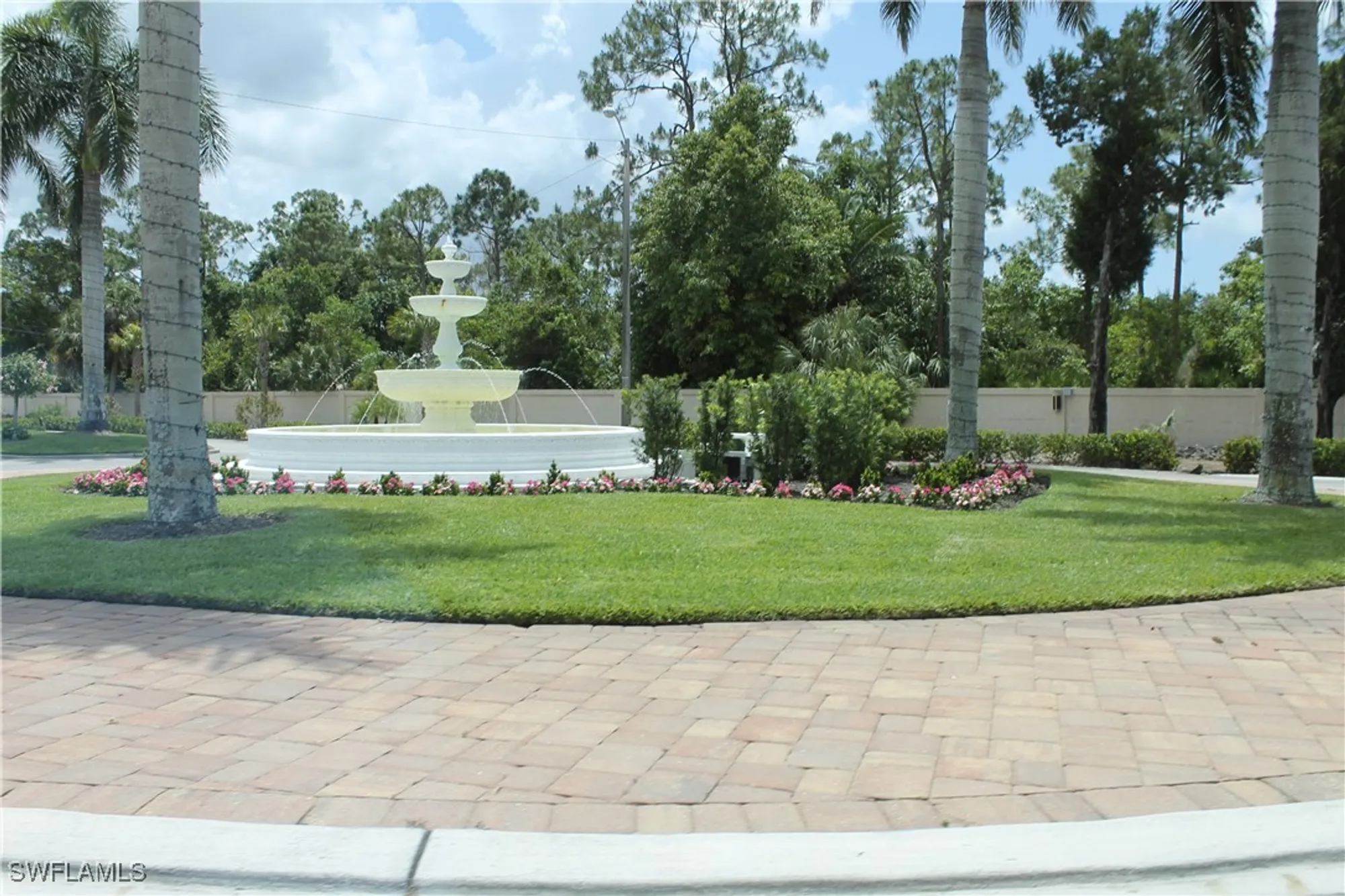 Property Slideshow image 23 of 50 | 1828 pine valley dr 310, Fort Myers, FL, 33907