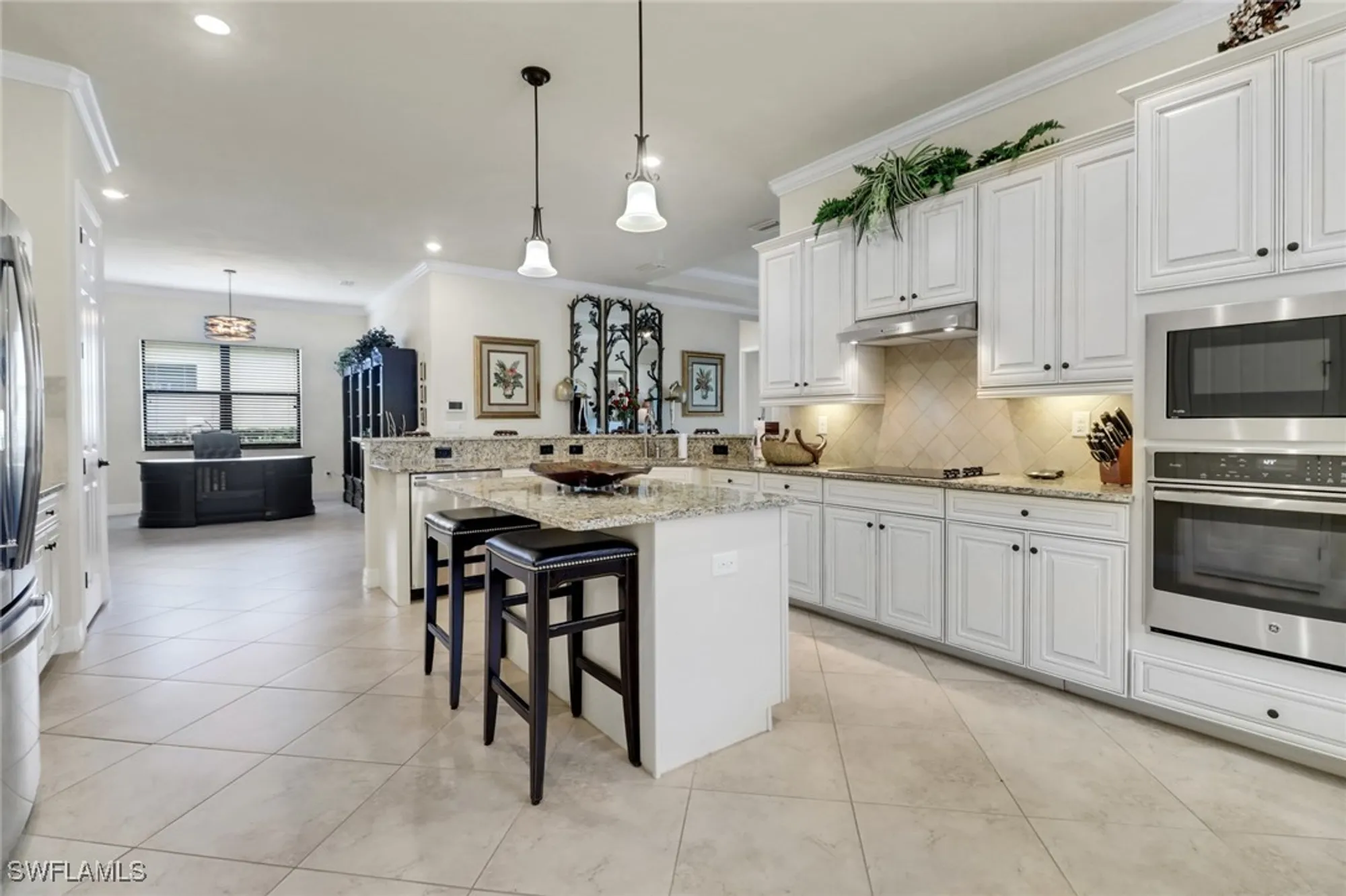 Property Slideshow image 7 of 23 | 28103 kerry ct, Bonita Springs, FL, 34135