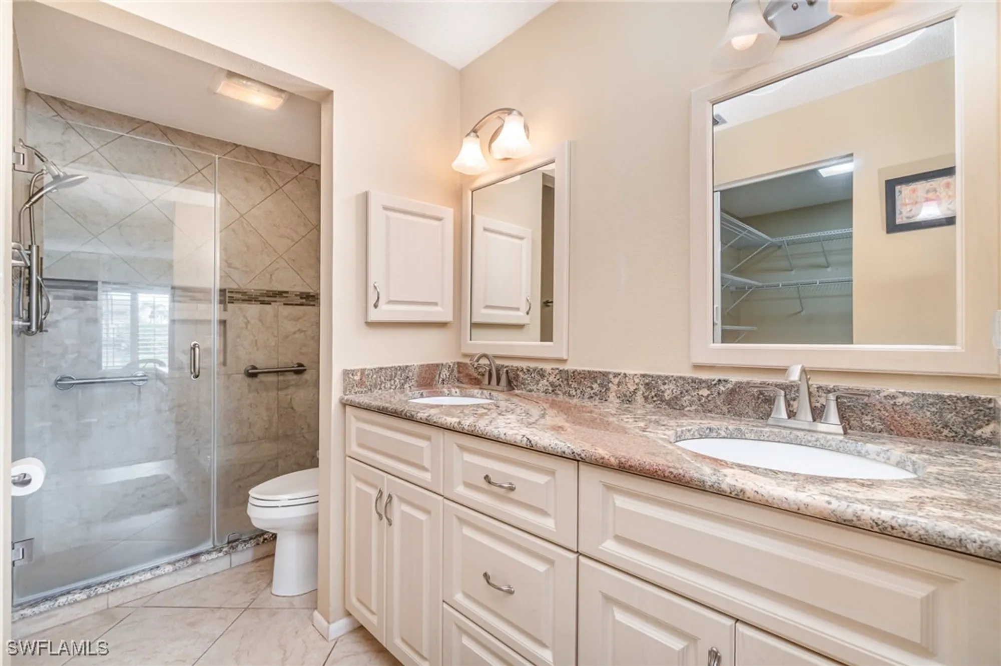 Property Slideshow image 19 of 42 | 1836 pine glade cir, Fort Myers, FL, 33907