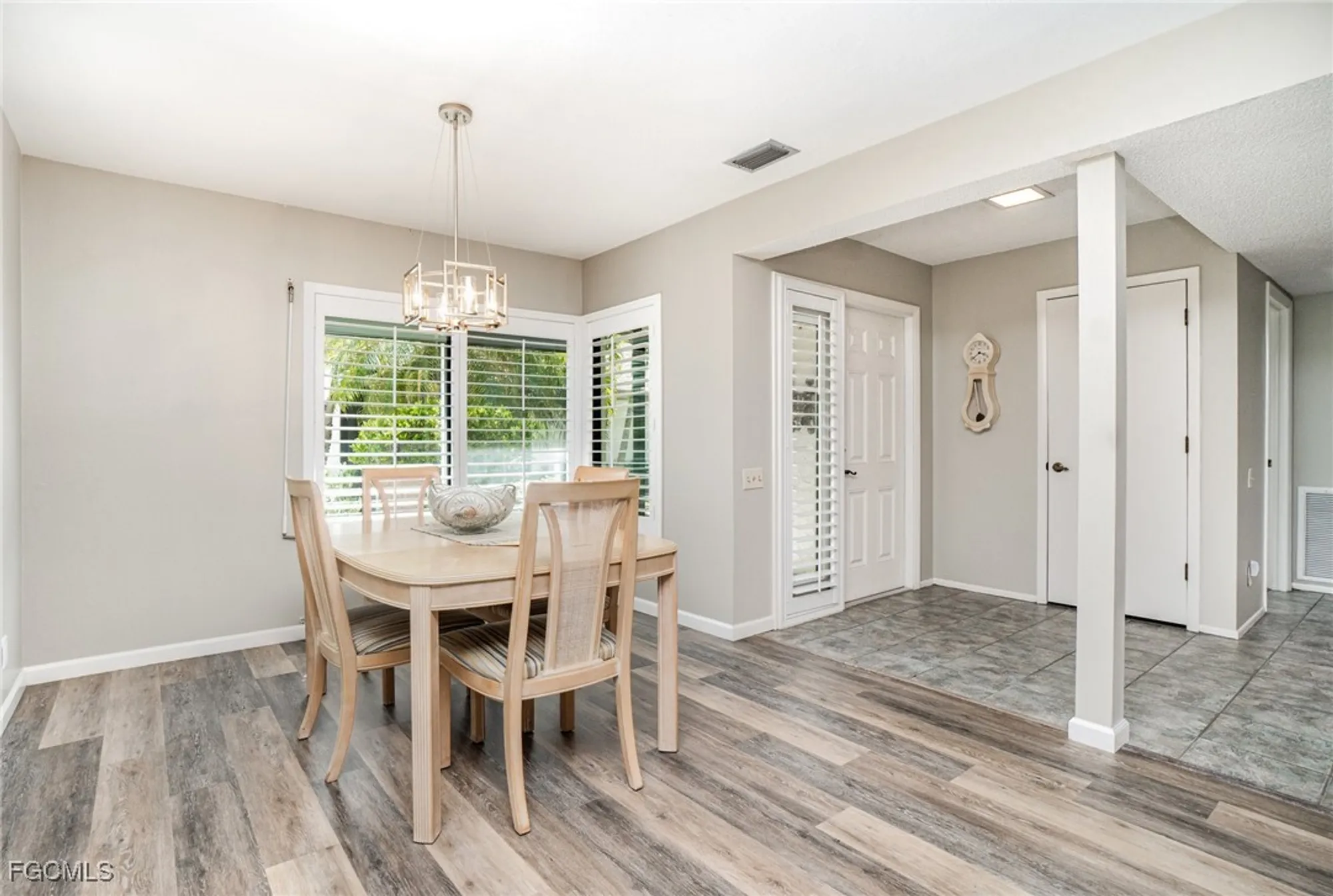 Property Slideshow image 12 of 42 | 1836 pine glade cir, Fort Myers, FL, 33907