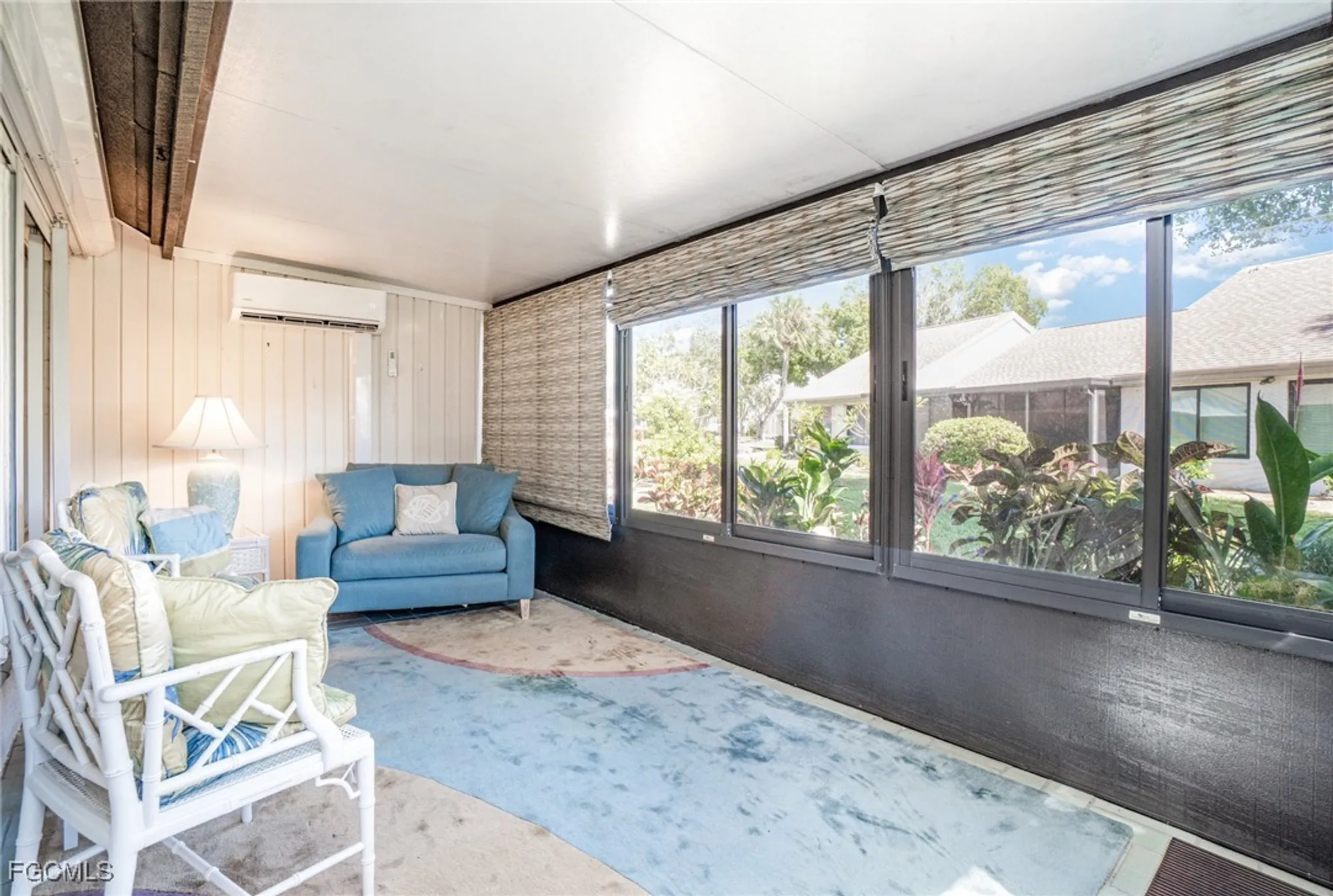 Property Slideshow image 13 of 42 | 1836 pine glade cir, Fort Myers, FL, 33907