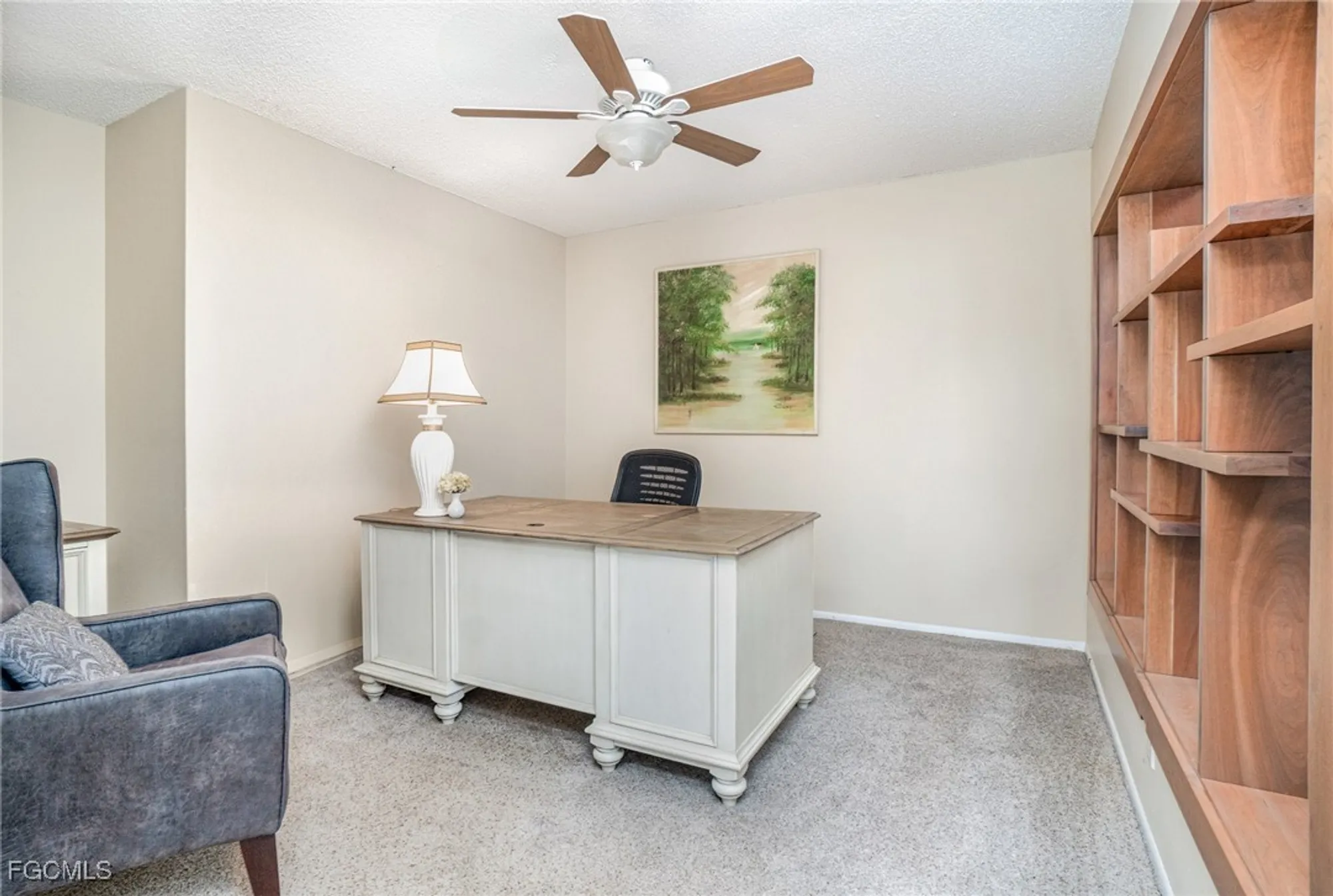 Property Slideshow image 23 of 42 | 1836 pine glade cir, Fort Myers, FL, 33907