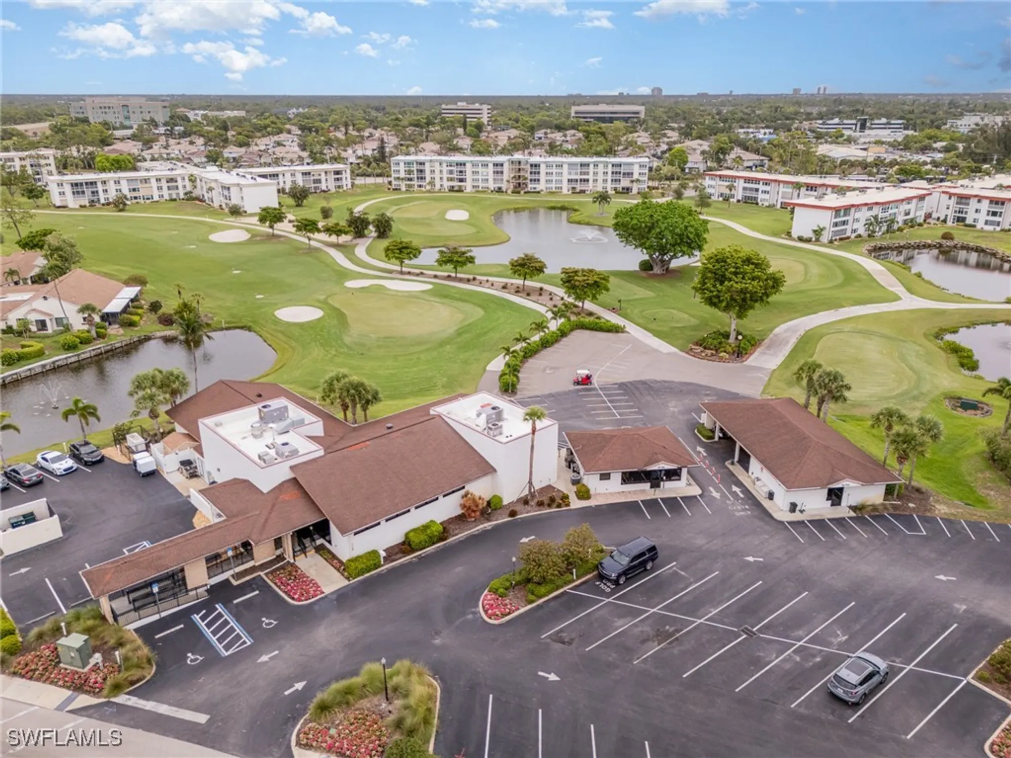 Property Slideshow image 33 of 42 | 1836 pine glade cir, Fort Myers, FL, 33907