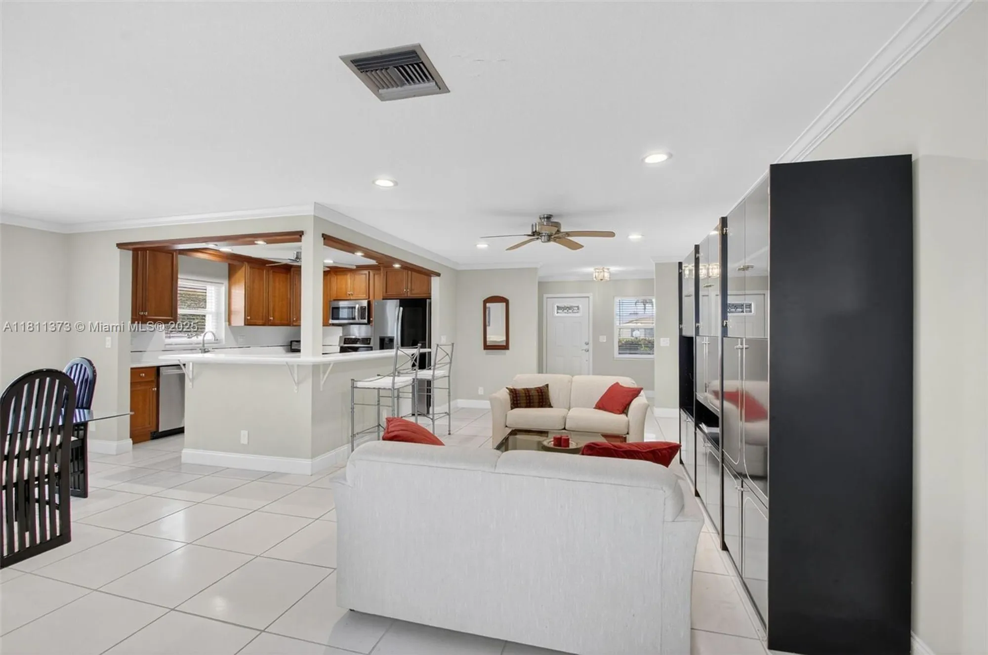 Property Slideshow image 10 of 62 | 3810 rowena cir, West Palm Beach, FL, 33417