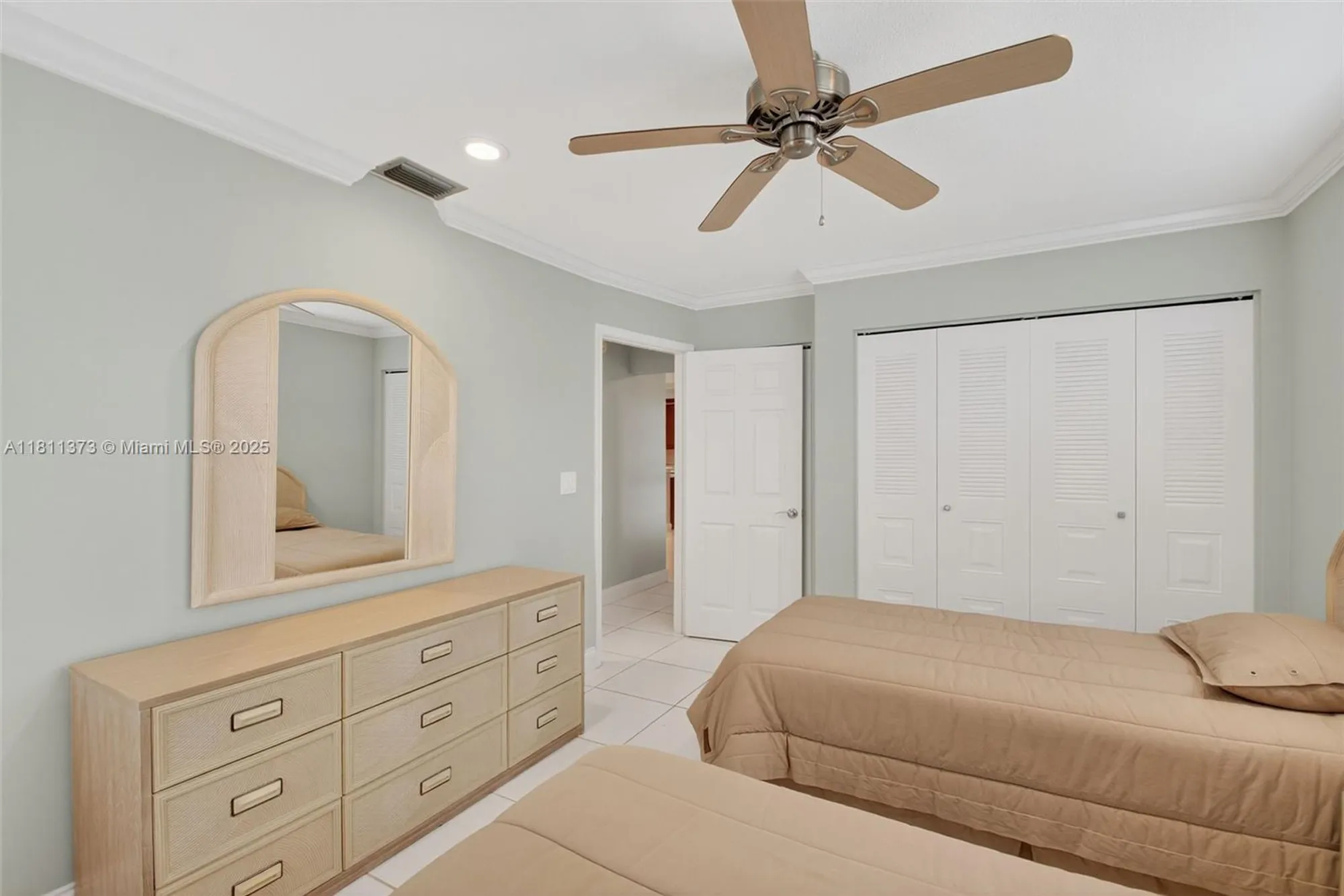 Property Slideshow image 27 of 62 | 3810 rowena cir, West Palm Beach, FL, 33417