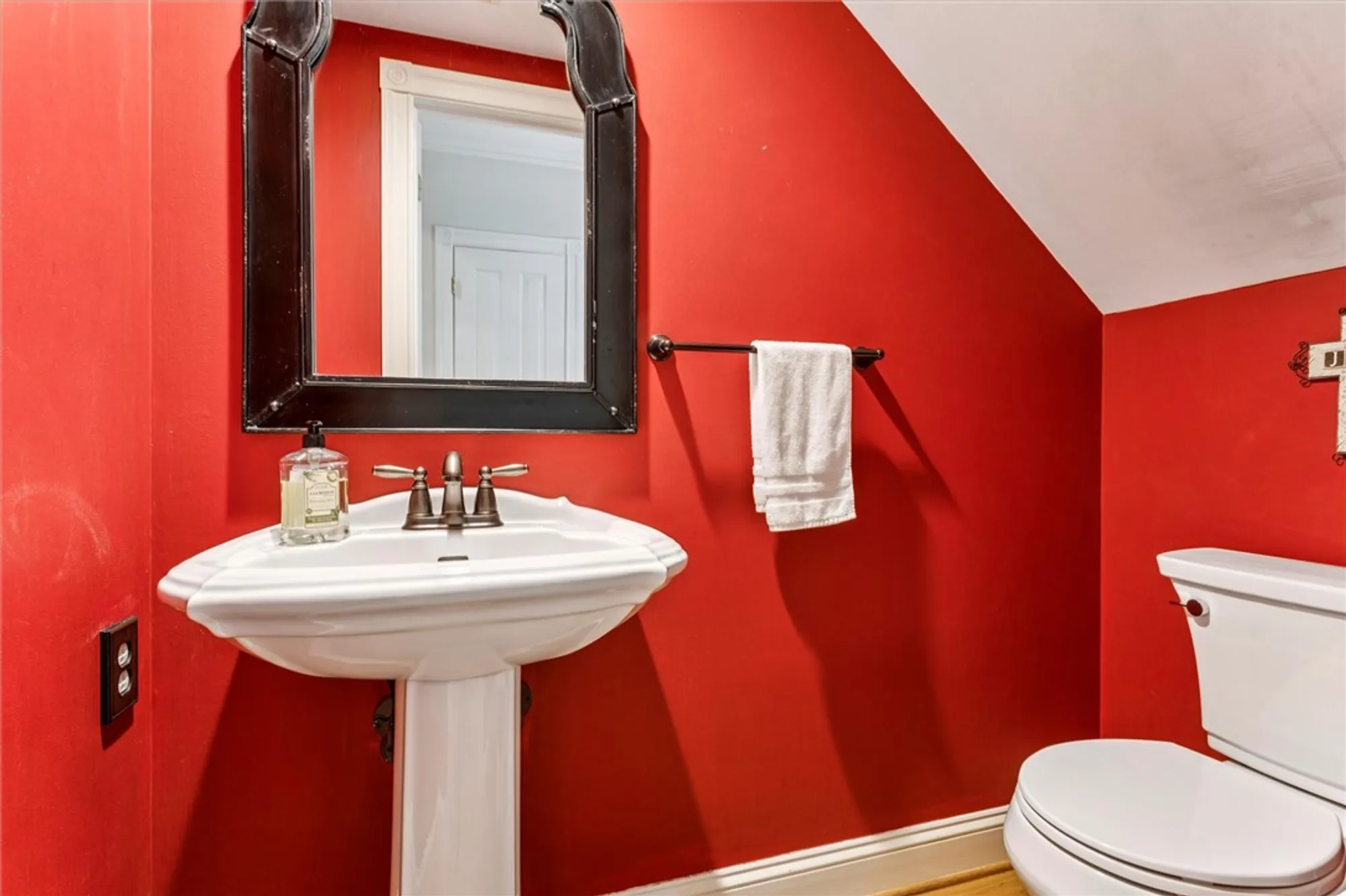 Property Slideshow image 26 of 50 | 107 gullane, Williamsburg, VA, 23188