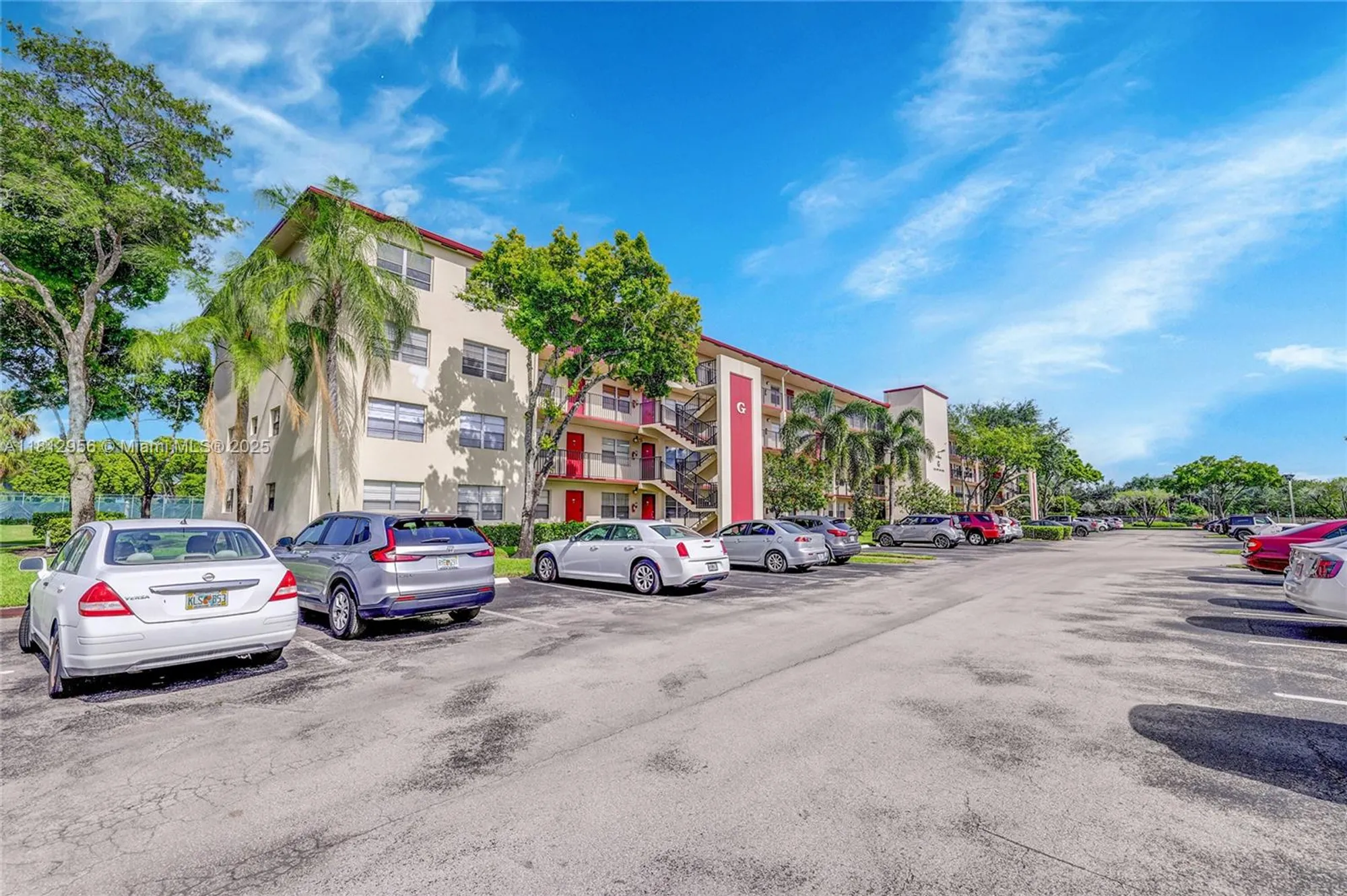 Property Slideshow image 18 of 27 | 1551 sw 135th ter 112g, Pembroke Pines, FL, 33027