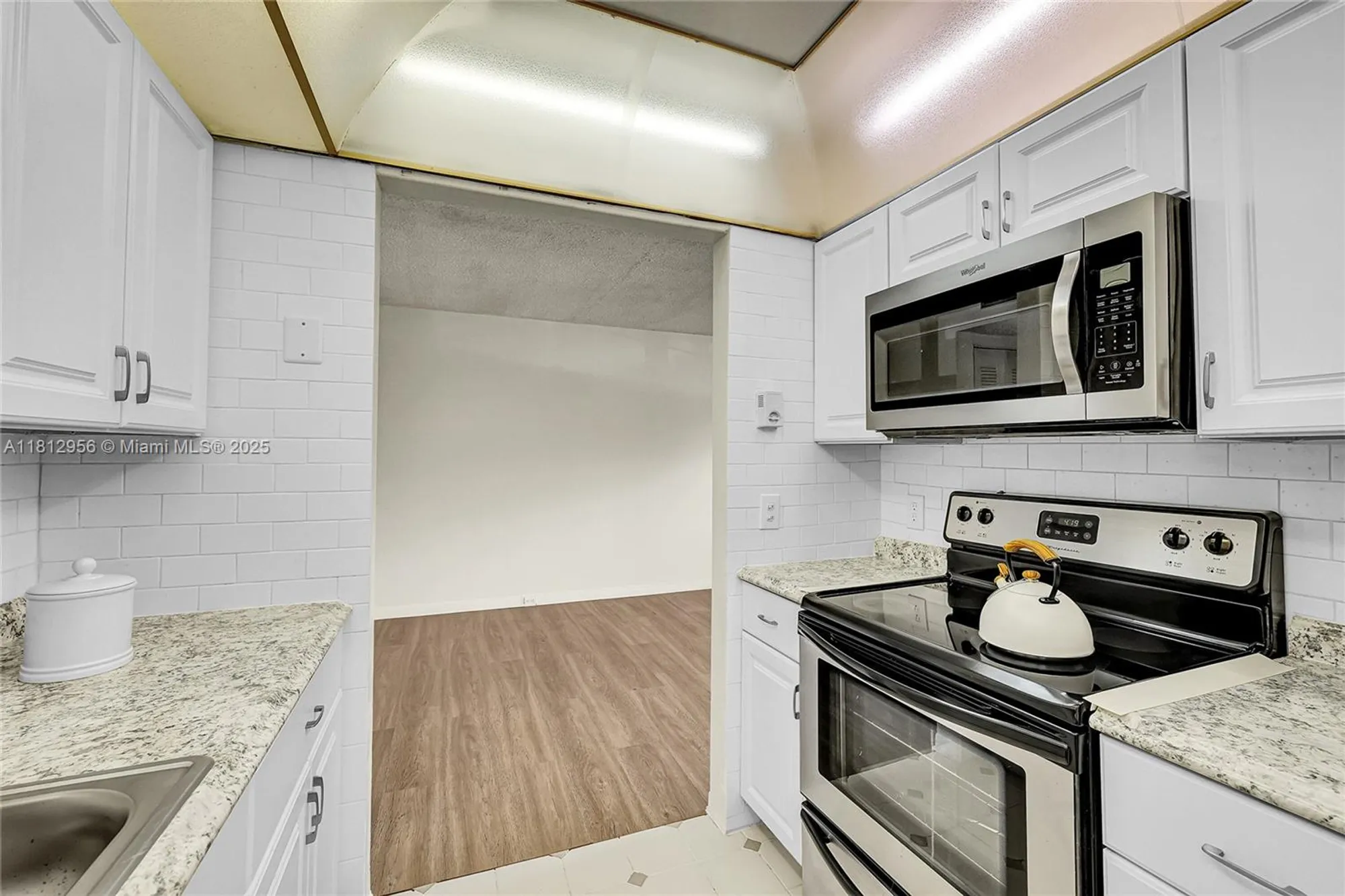 Property Slideshow image 7 of 27 | 1551 sw 135th ter 112g, Pembroke Pines, FL, 33027