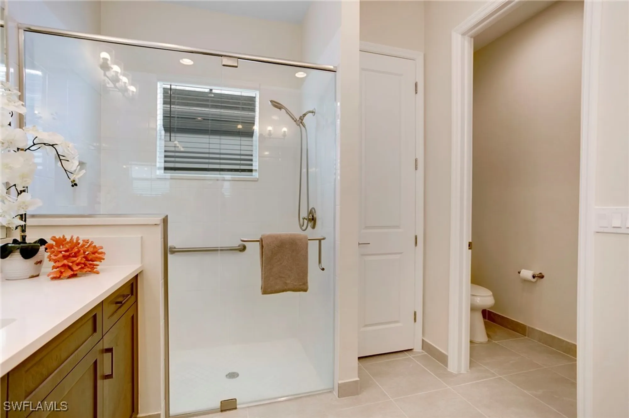 Property Slideshow image 18 of 50 | 11543 jacaranda dr, Naples, FL, 34120