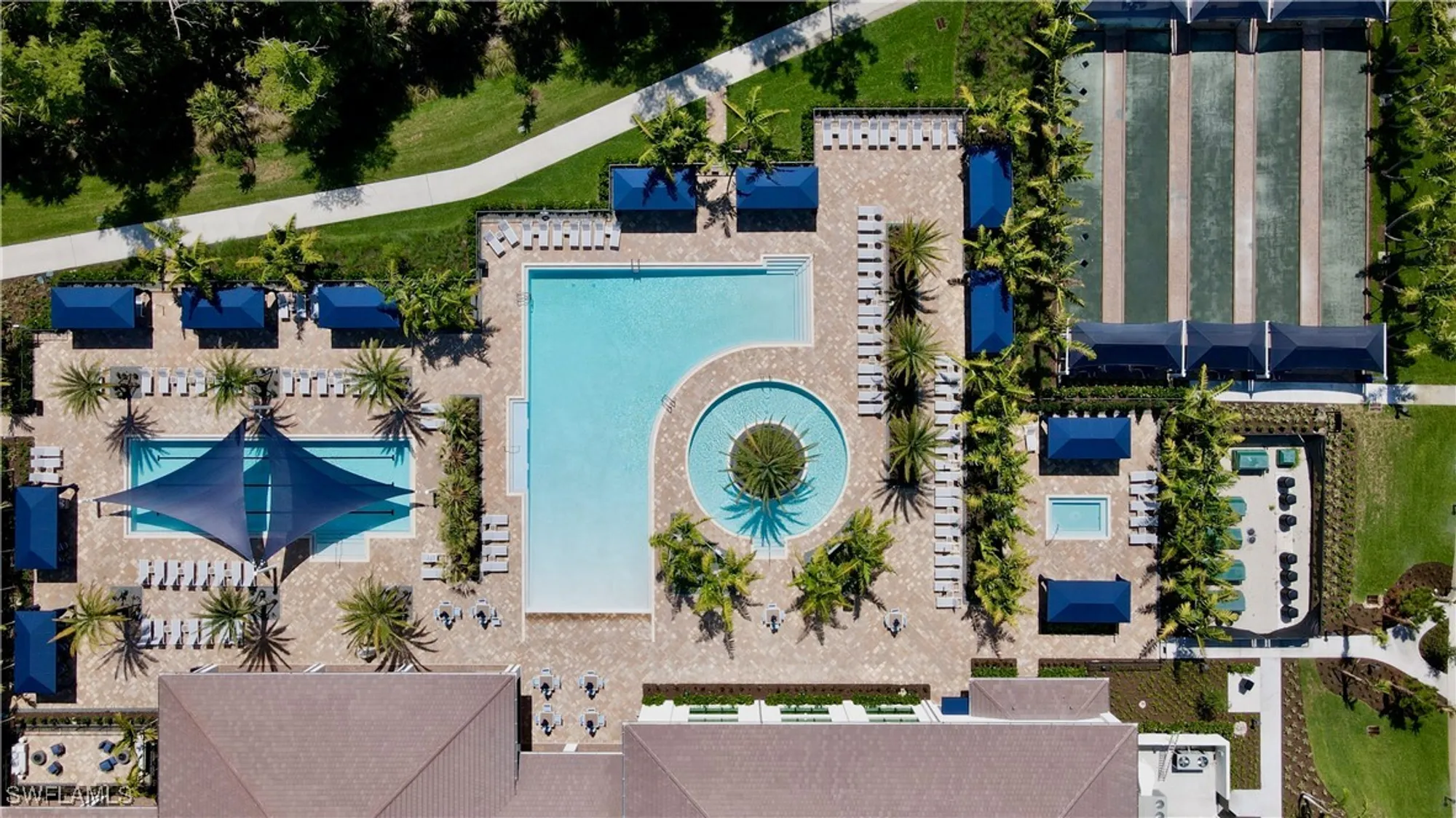 Property Slideshow image 39 of 50 | 11543 jacaranda dr, Naples, FL, 34120