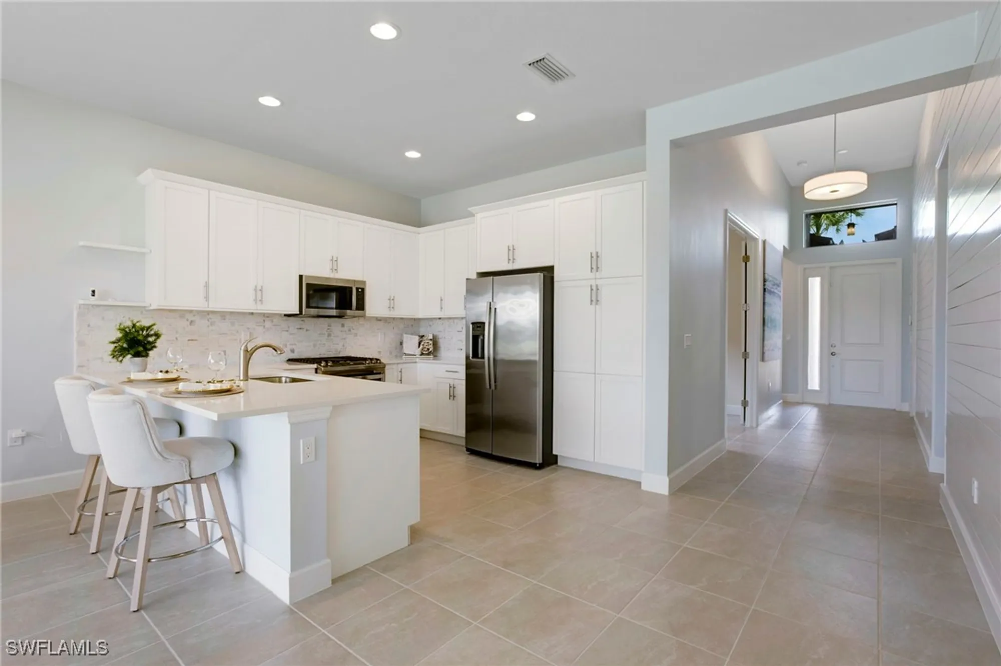 Property Slideshow image 5 of 50 | 11543 jacaranda dr, Naples, FL, 34120