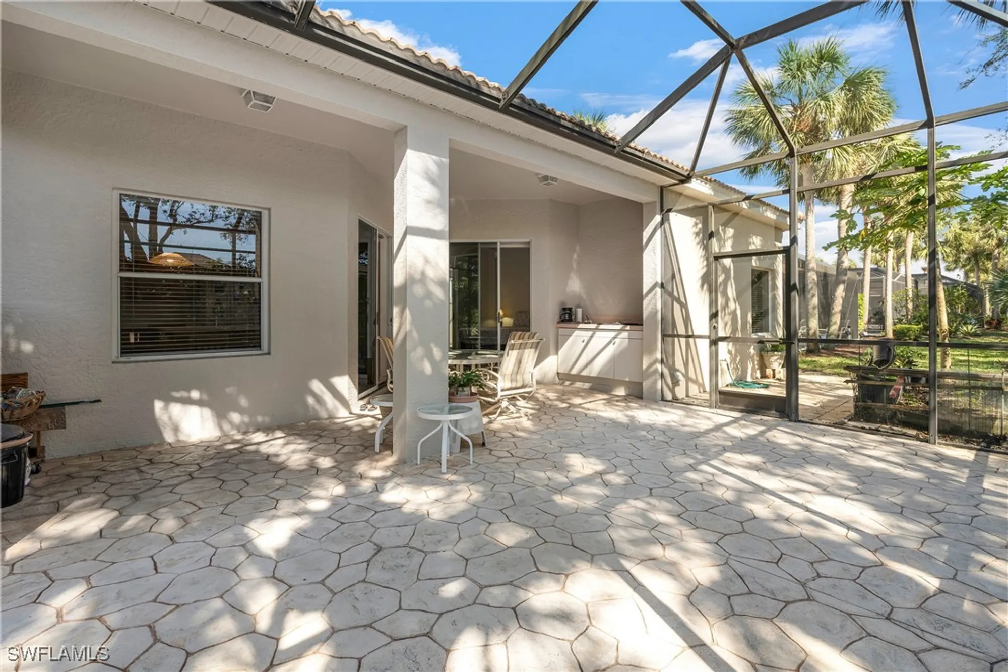 Property Slideshow image 12 of 15 | 3537 heron glen ct, Bonita Springs, FL, 34134