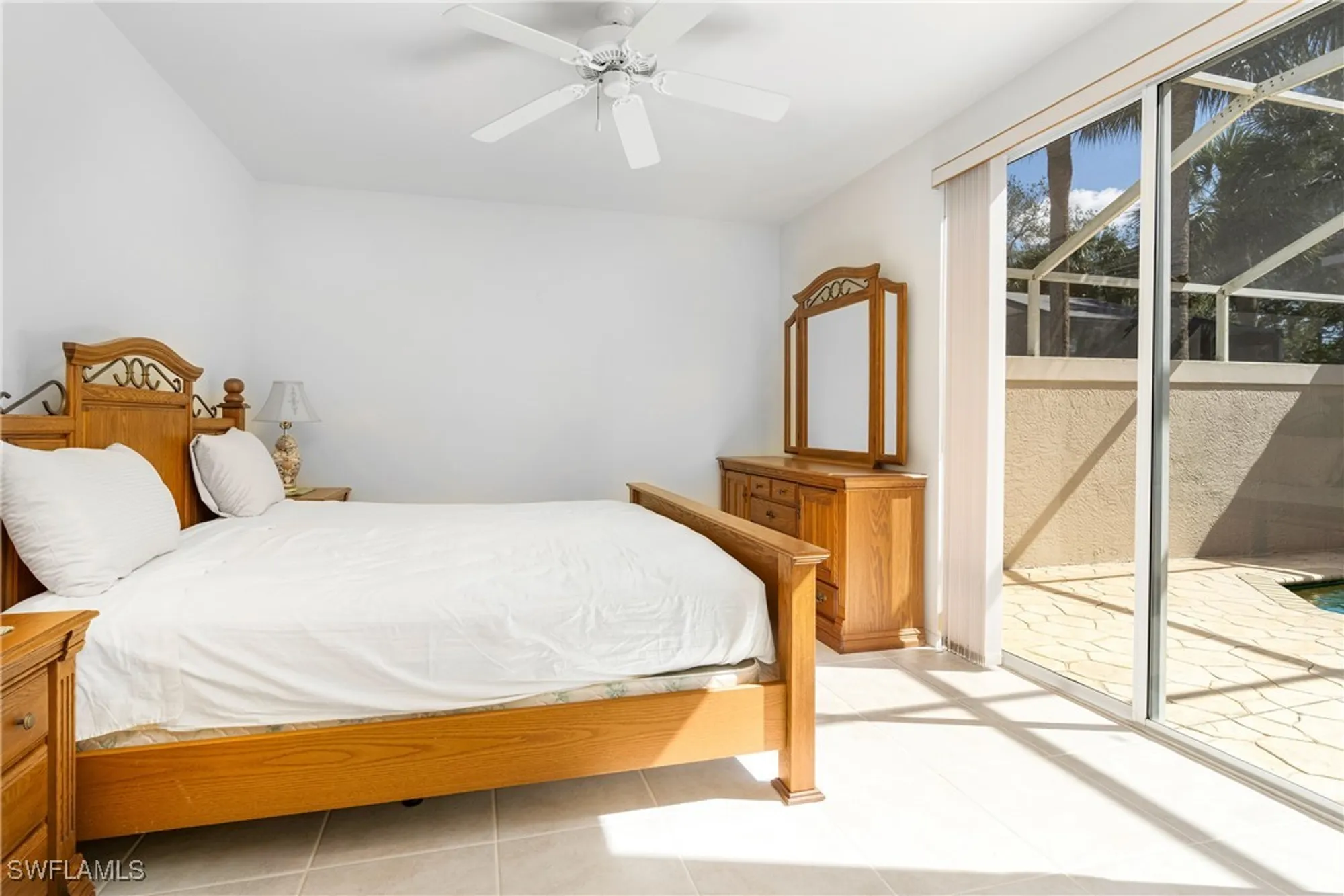 Property Slideshow image 9 of 15 | 3537 heron glen ct, Bonita Springs, FL, 34134